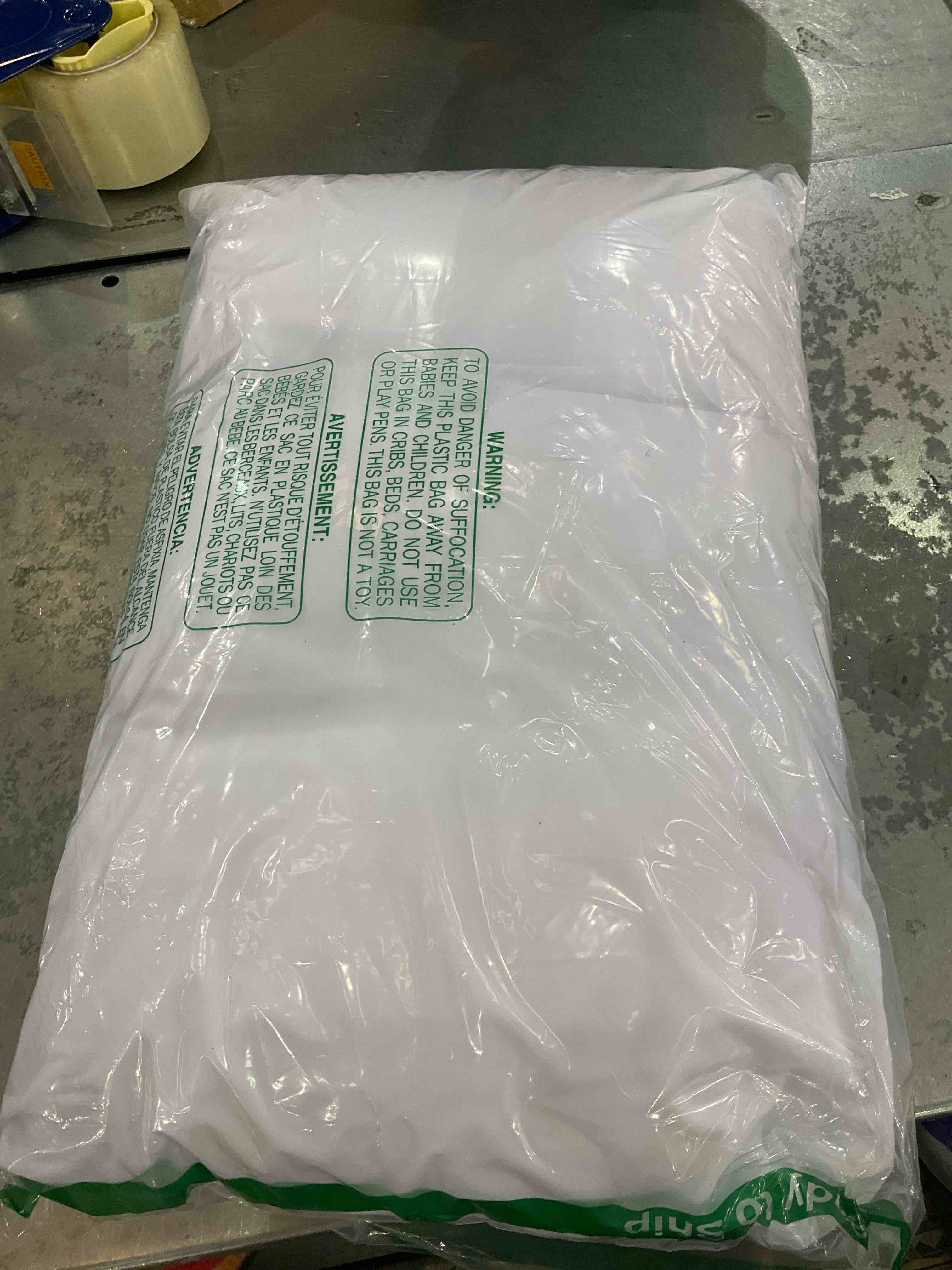 https://s3.amazonaws.com/lotting-images-prod/BargainHunt/EXS01136832_1709046459632.jpeg
