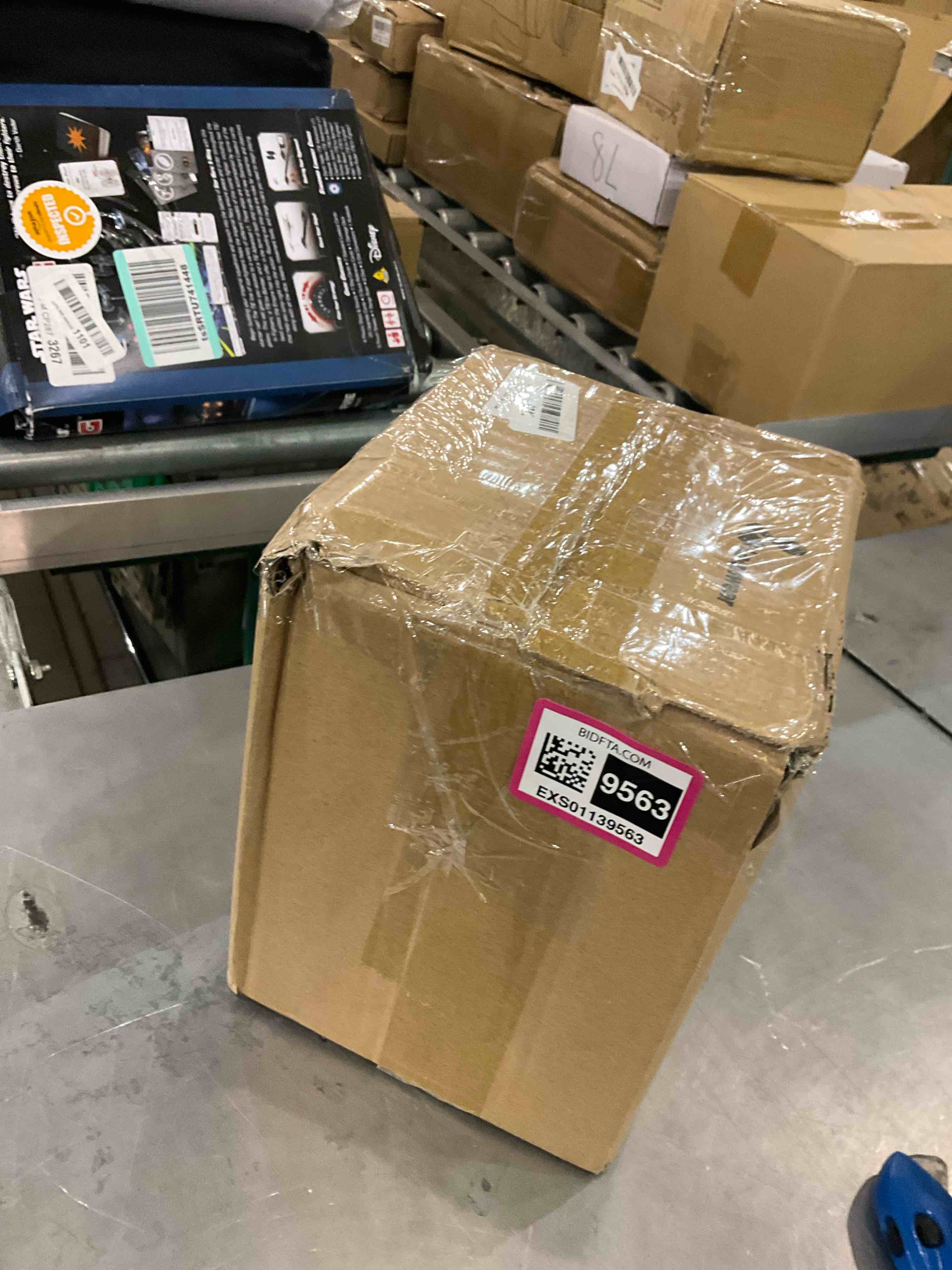 https://s3.amazonaws.com/lotting-images-prod/BargainHunt/EXS01139563_1706542944755.jpeg