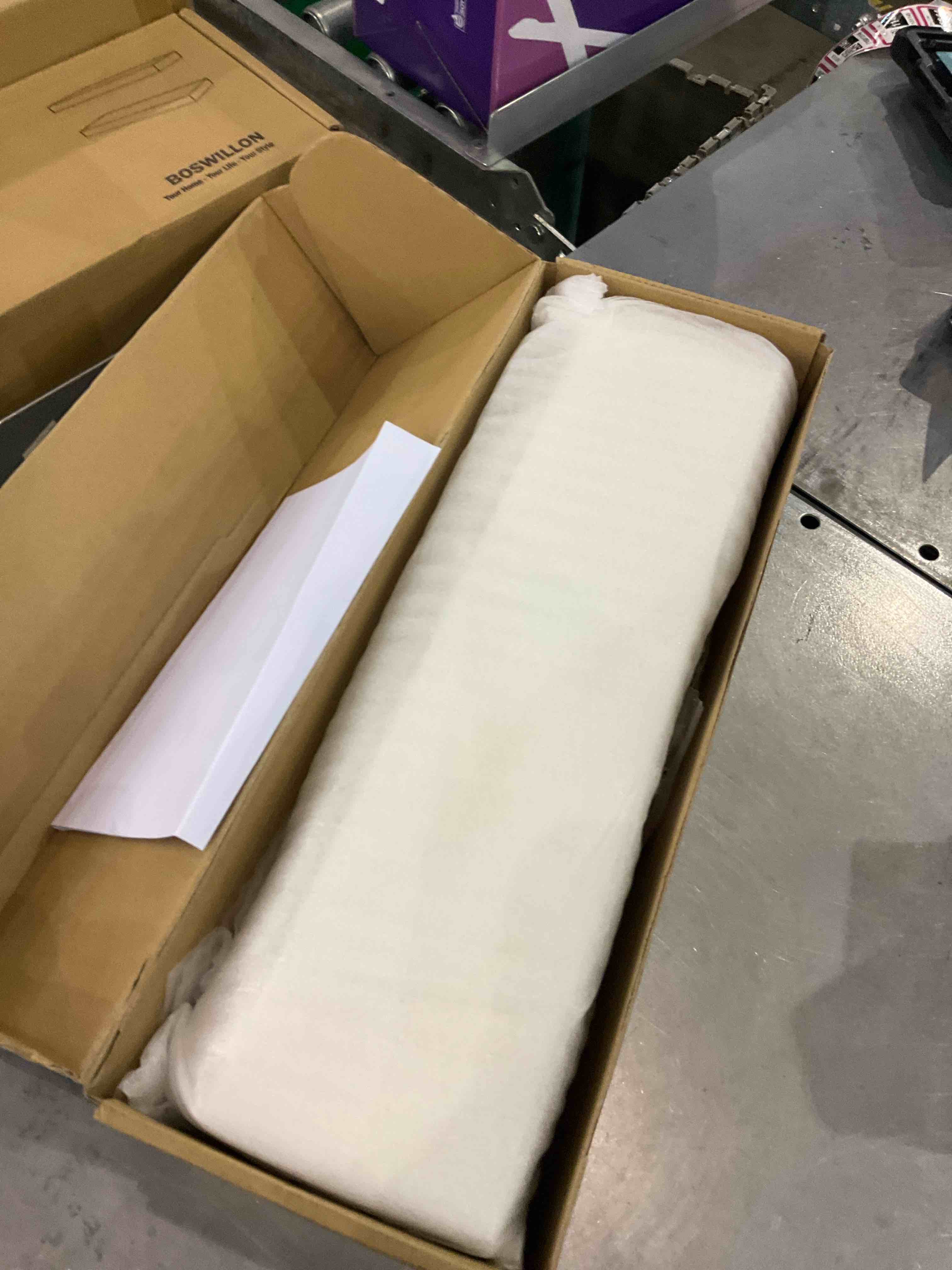 https://s3.amazonaws.com/lotting-images-prod/BargainHunt/EXS01139643_1706617224103.jpeg