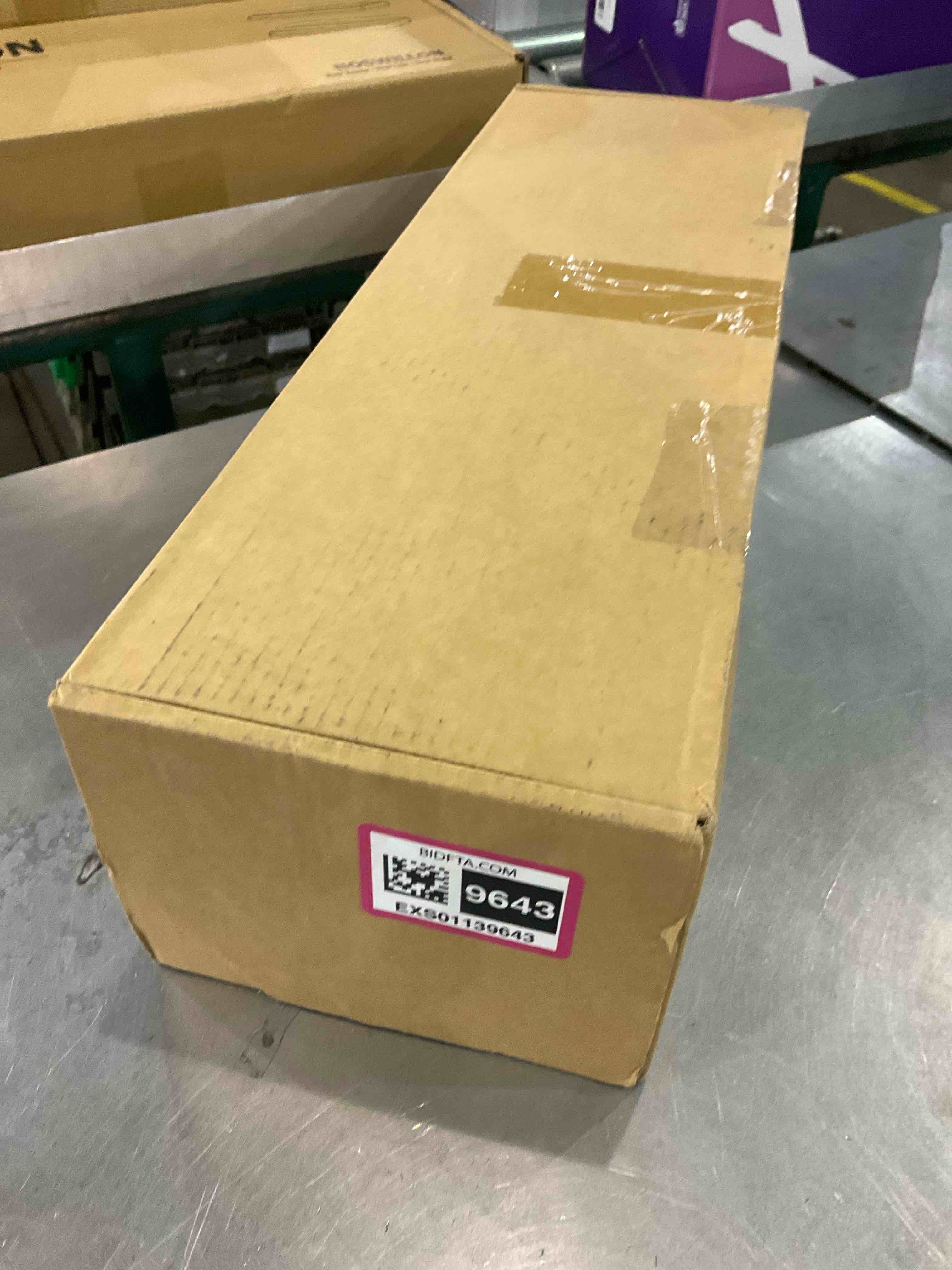 https://s3.amazonaws.com/lotting-images-prod/BargainHunt/EXS01139643_1706617261447.jpeg