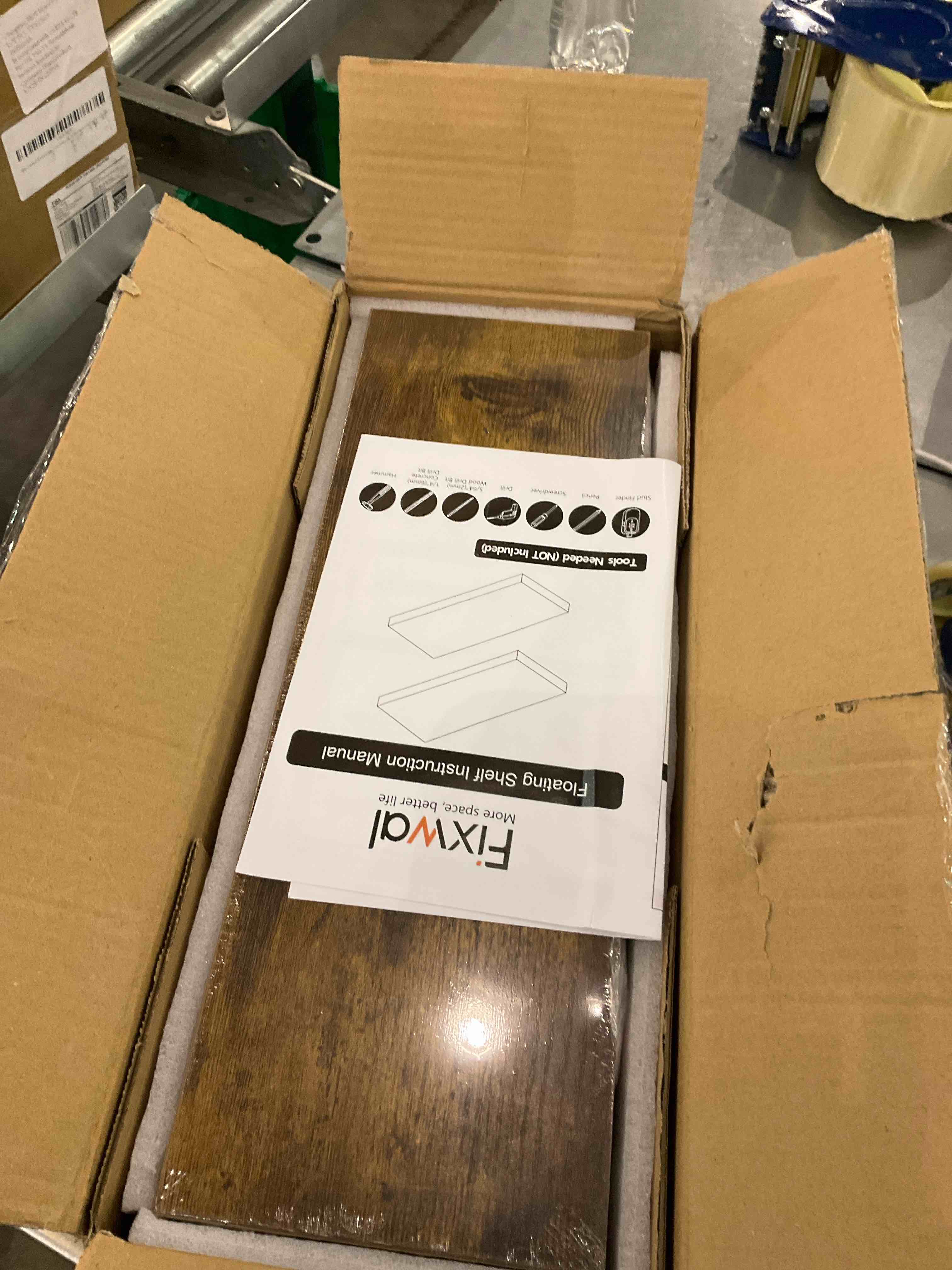 https://s3.amazonaws.com/lotting-images-prod/BargainHunt/EXS01139699_1706625899041.jpeg