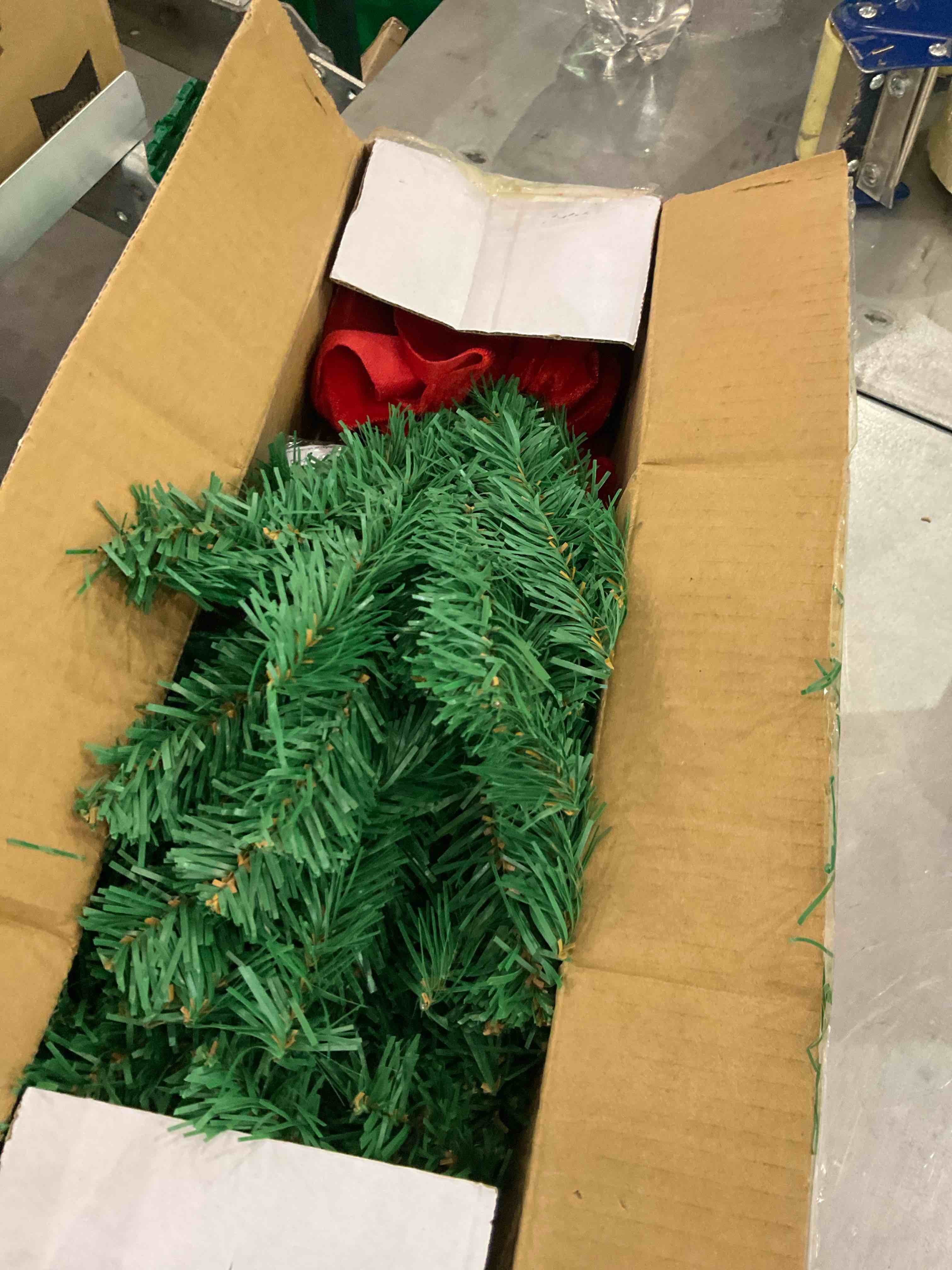 https://s3.amazonaws.com/lotting-images-prod/BargainHunt/EXS01139702_1706626194905.jpeg