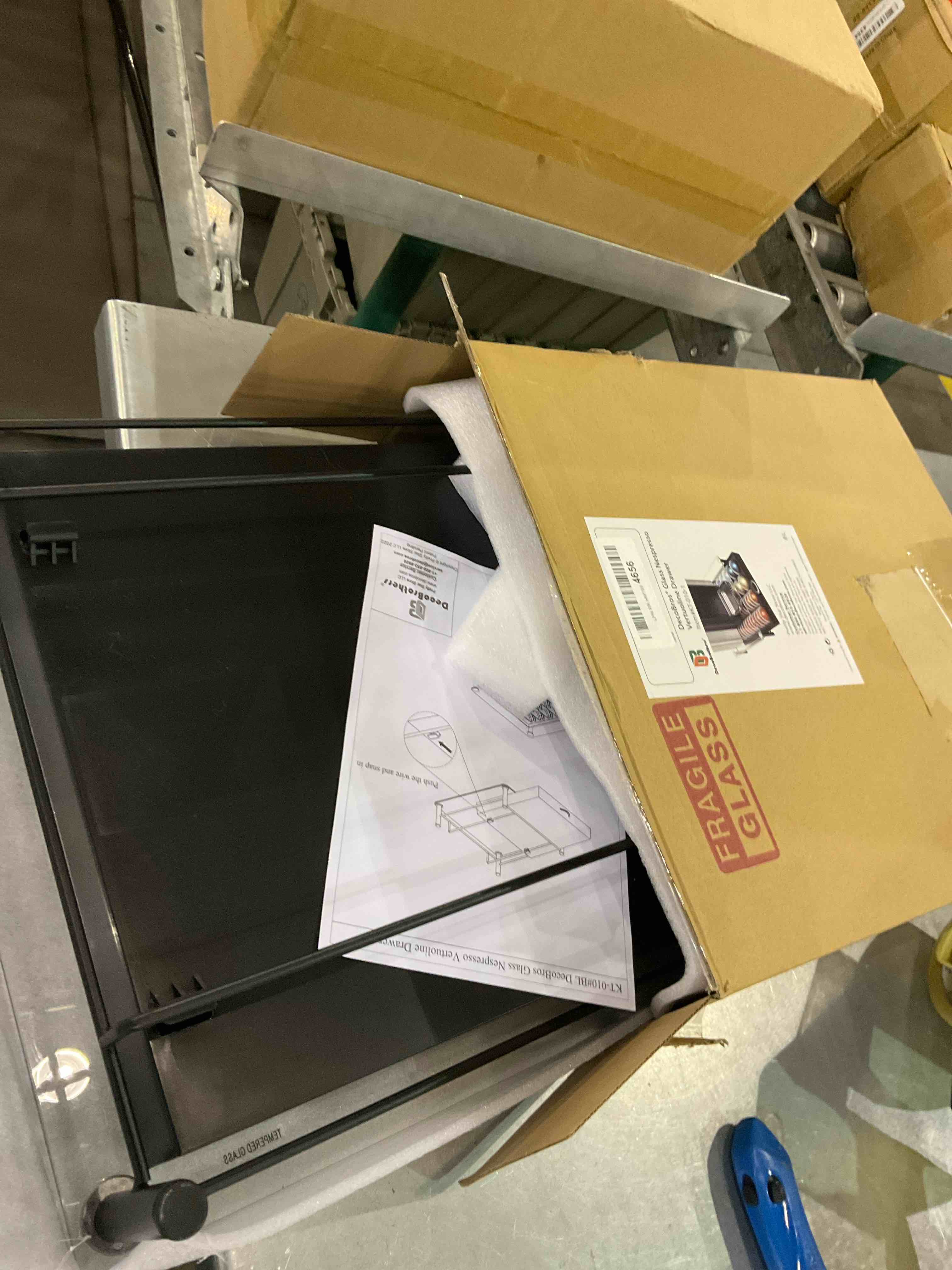 https://s3.amazonaws.com/lotting-images-prod/BargainHunt/EXS01139964_1706791162905.jpeg