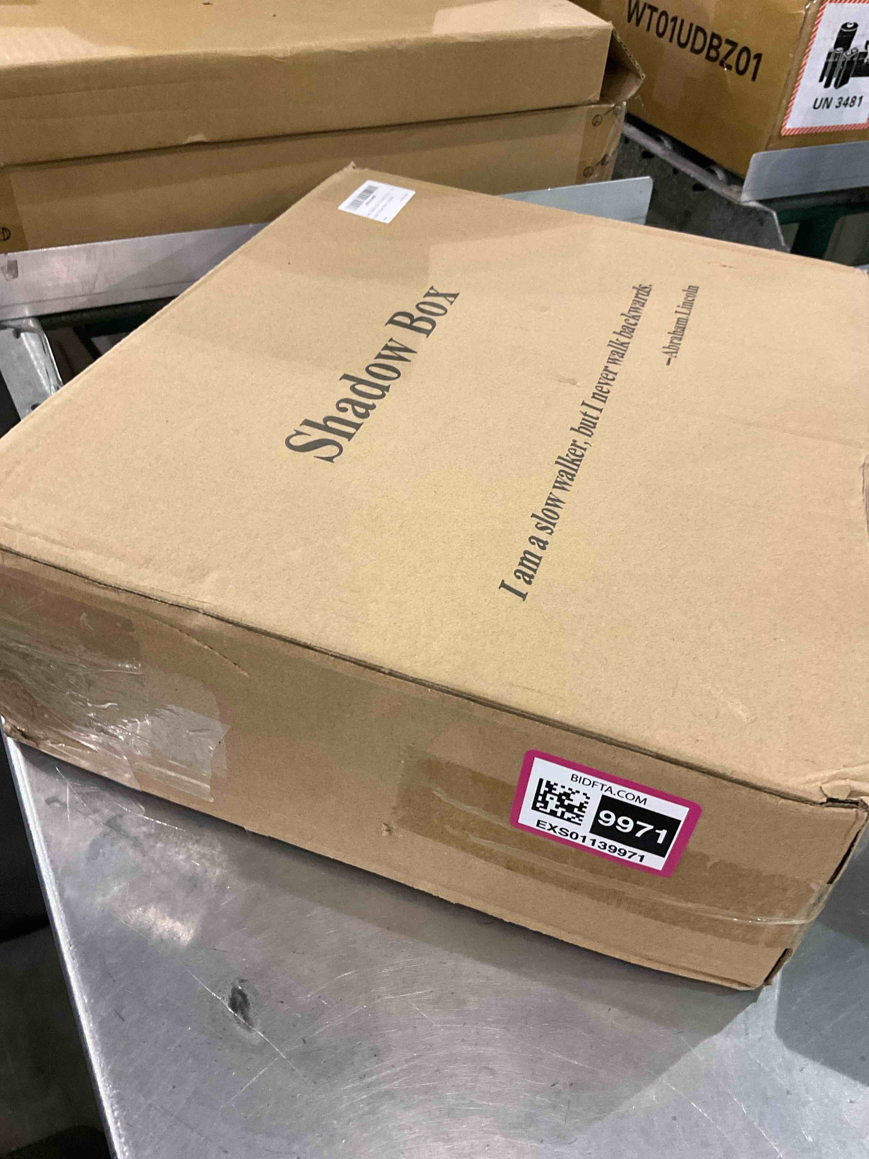 https://s3.amazonaws.com/lotting-images-prod/BargainHunt/EXS01139971_1706791991587.jpeg