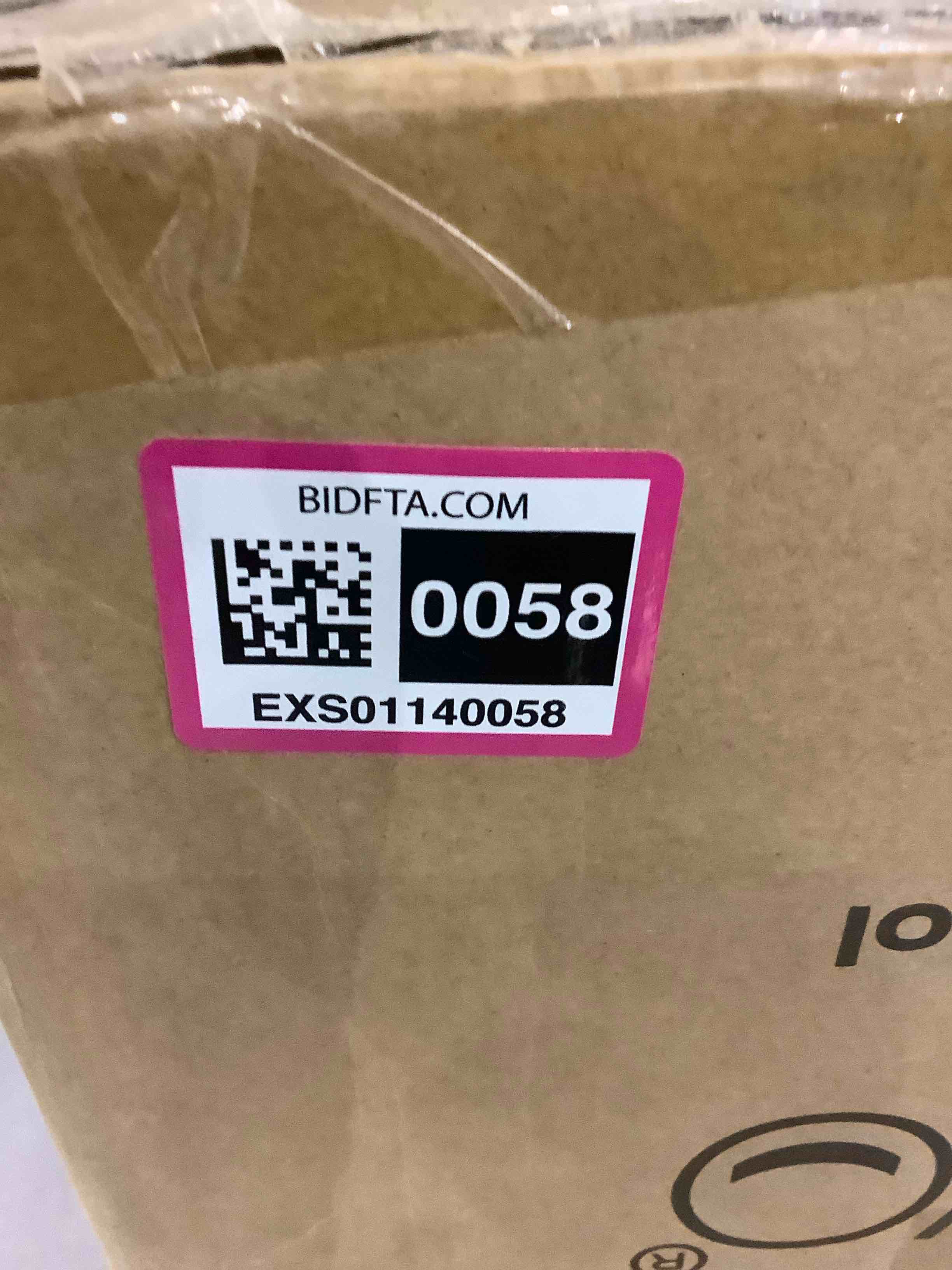 https://s3.amazonaws.com/lotting-images-prod/BargainHunt/EXS01140058_1709827206280.jpeg