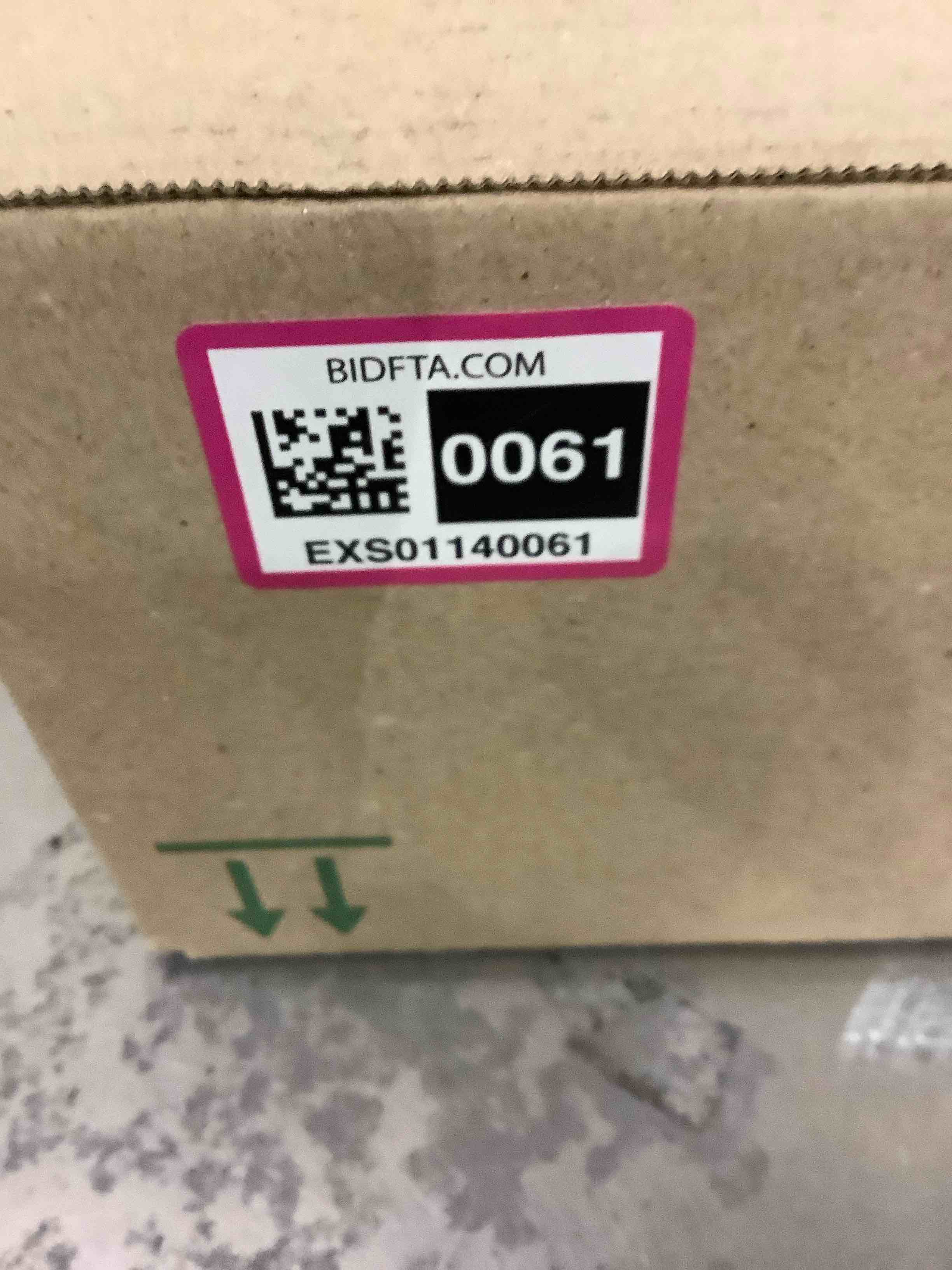https://s3.amazonaws.com/lotting-images-prod/BargainHunt/EXS01140061_1709827652426.jpeg
