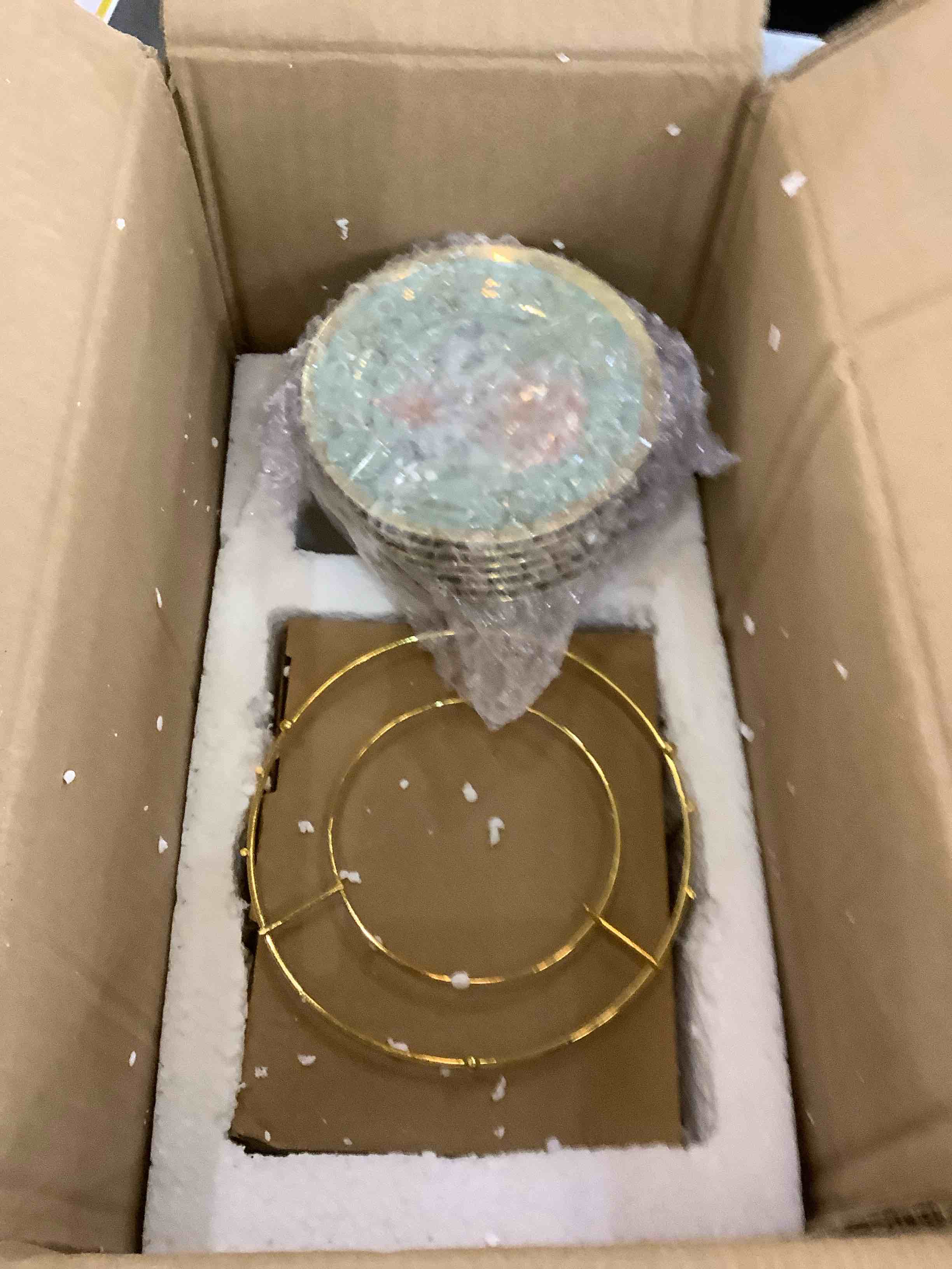https://s3.amazonaws.com/lotting-images-prod/BargainHunt/EXS01140091_1709835772148.jpeg