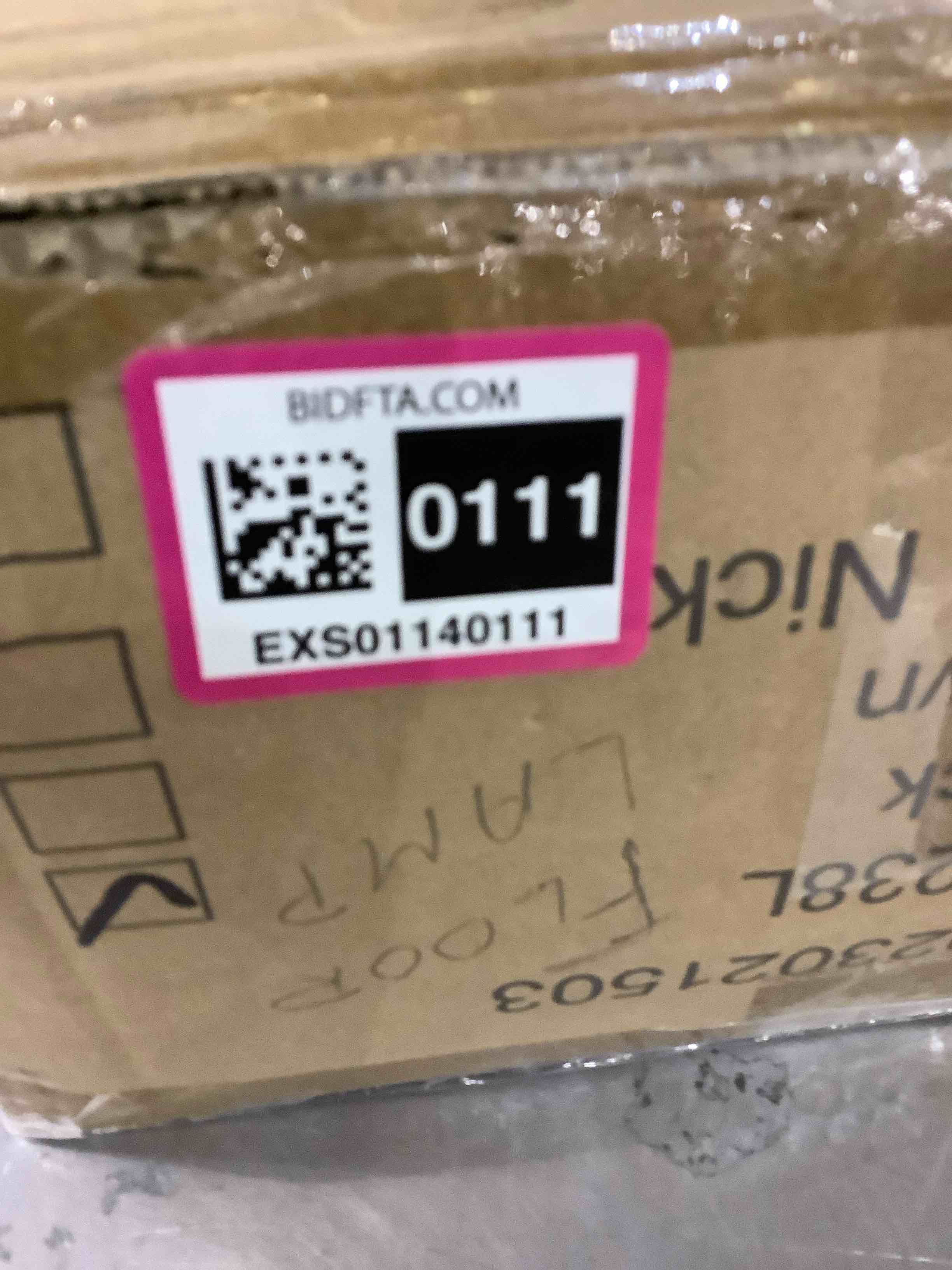 https://s3.amazonaws.com/lotting-images-prod/BargainHunt/EXS01140111_1709839819703.jpeg