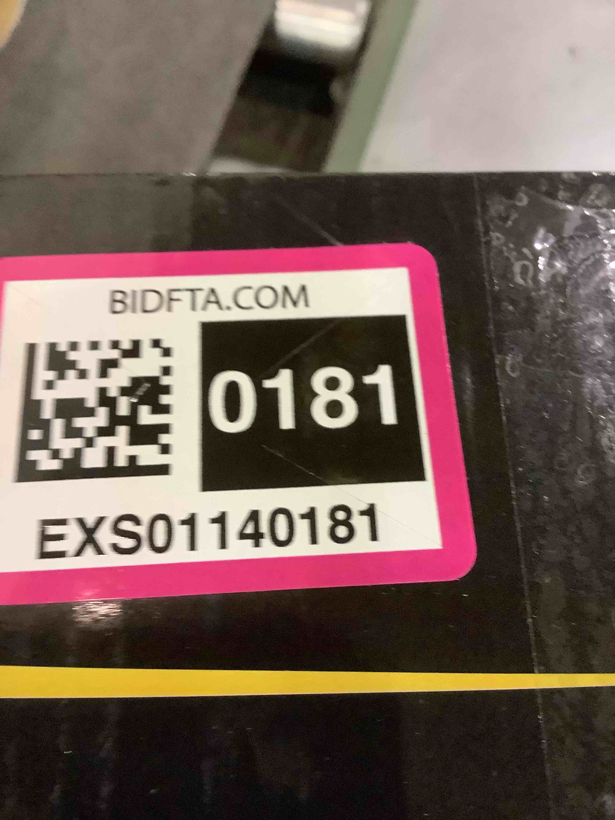 https://s3.amazonaws.com/lotting-images-prod/BargainHunt/EXS01140181_1709914219642.jpeg