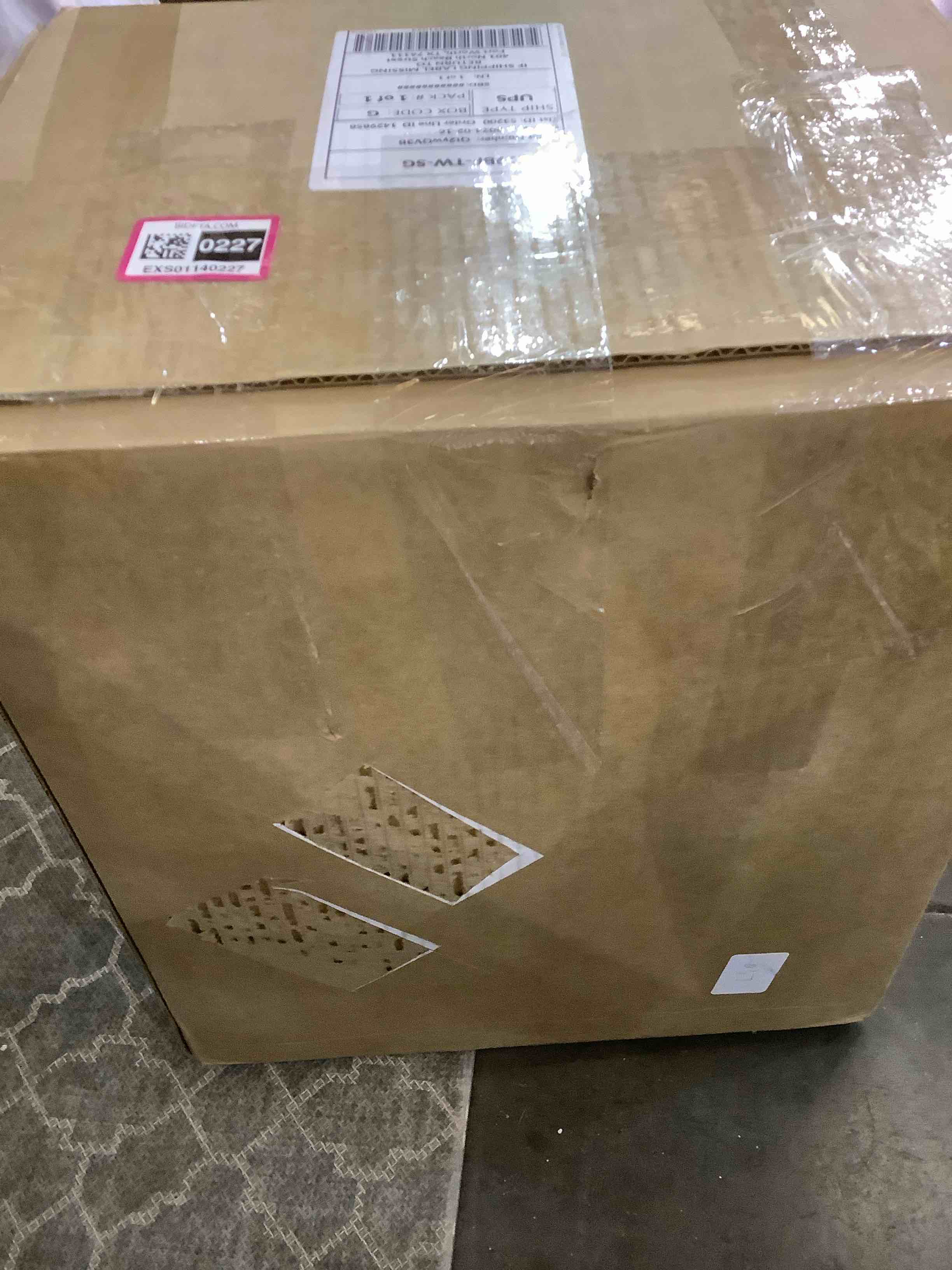 https://s3.amazonaws.com/lotting-images-prod/BargainHunt/EXS01140227_1709928147913.jpeg