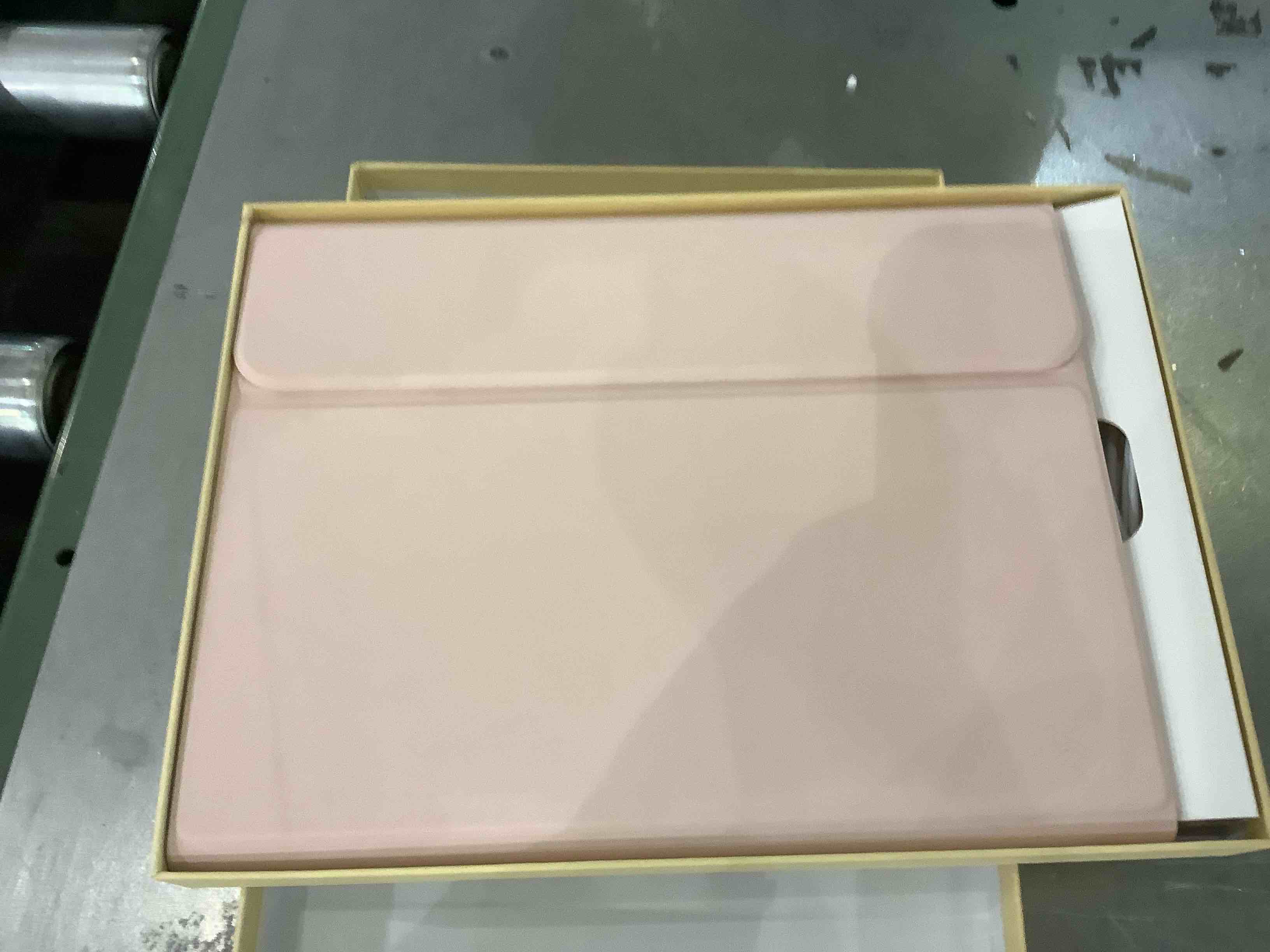 https://s3.amazonaws.com/lotting-images-prod/BargainHunt/EXS01140252_1710166690409.jpeg