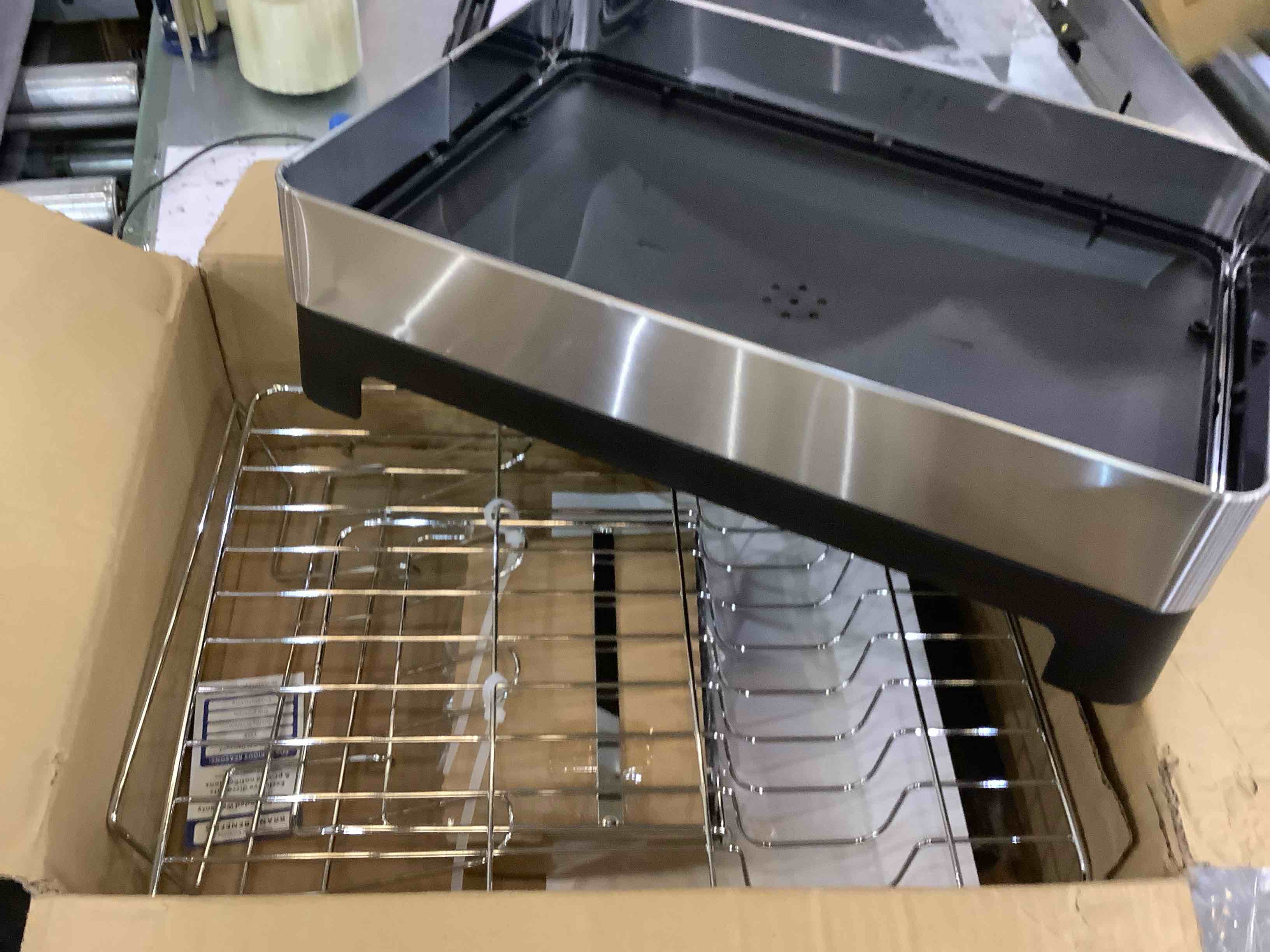 https://s3.amazonaws.com/lotting-images-prod/BargainHunt/EXS01140401_1710270209170.jpeg