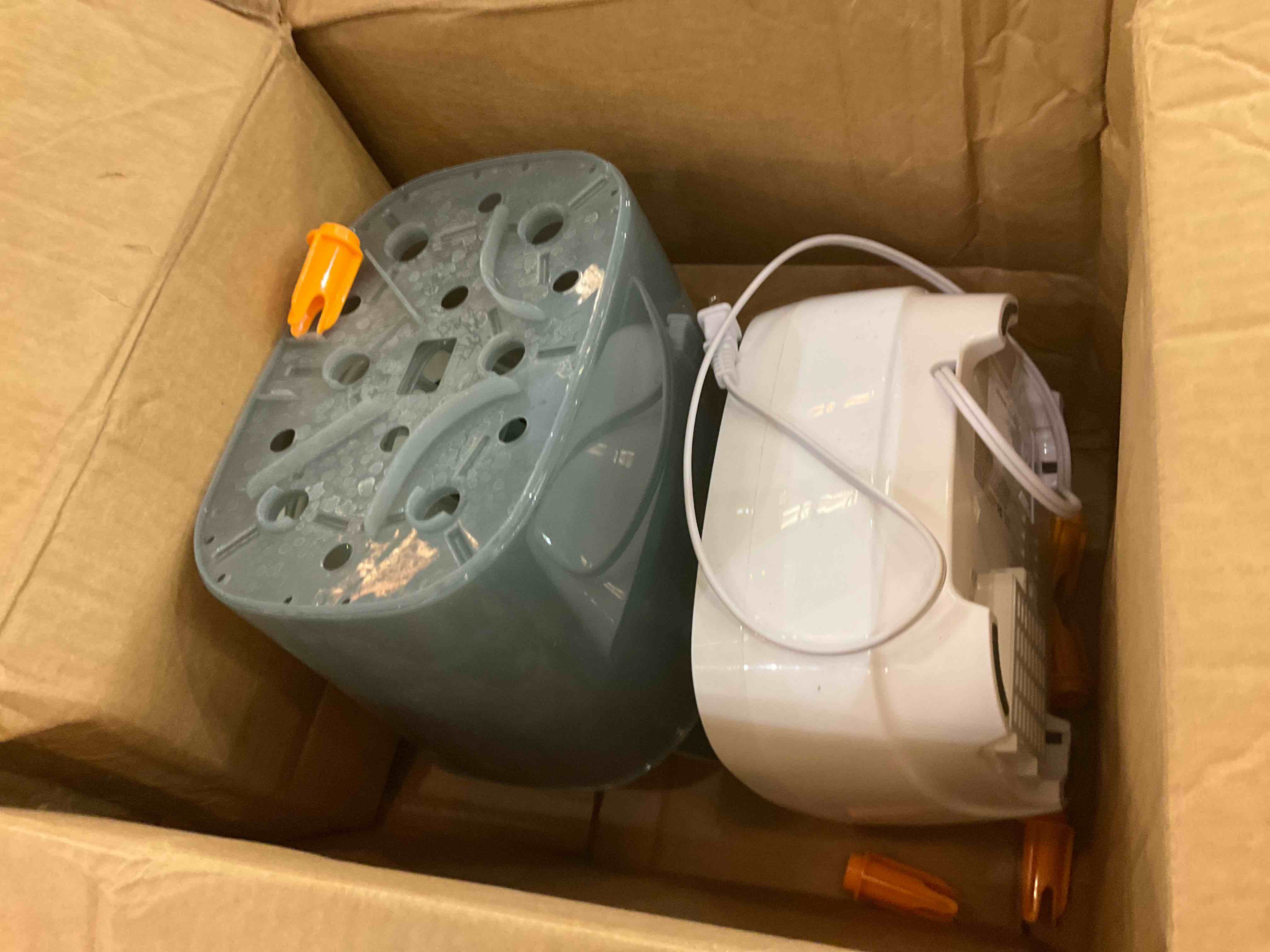 https://s3.amazonaws.com/lotting-images-prod/BargainHunt/EXS01140463_1710355304962.jpeg