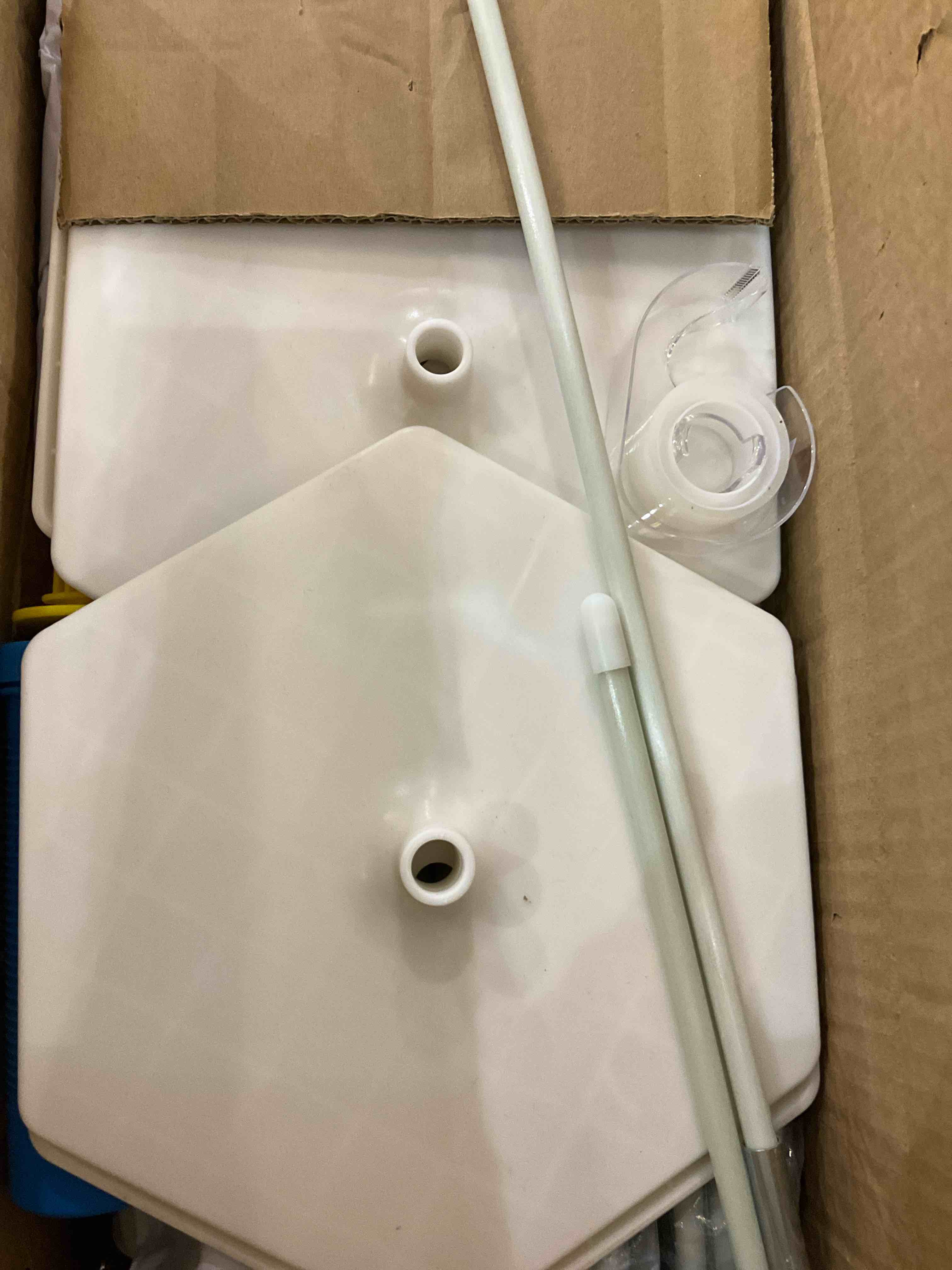 https://s3.amazonaws.com/lotting-images-prod/BargainHunt/EXS01140599_1708020943623.jpeg