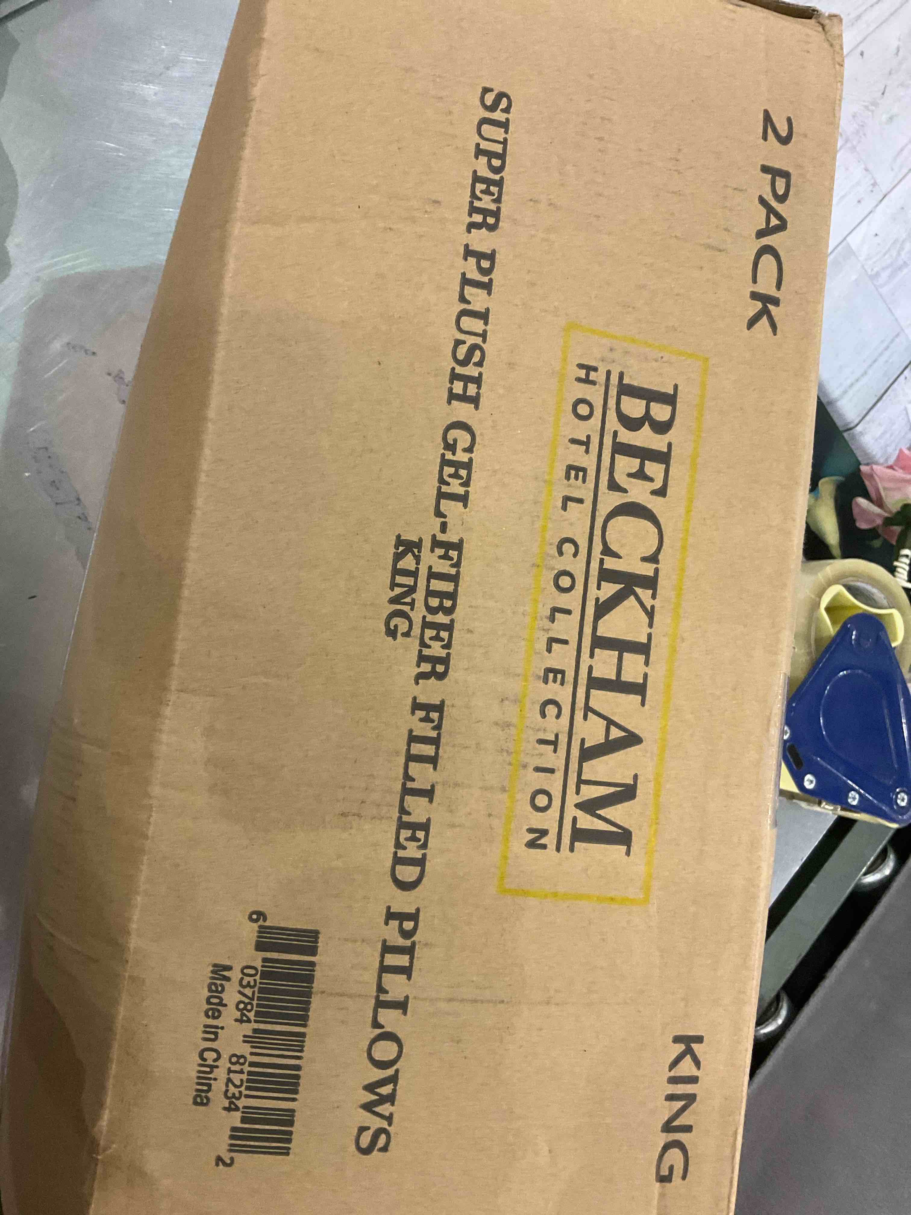https://s3.amazonaws.com/lotting-images-prod/BargainHunt/EXS01140648_1708088651751.jpeg