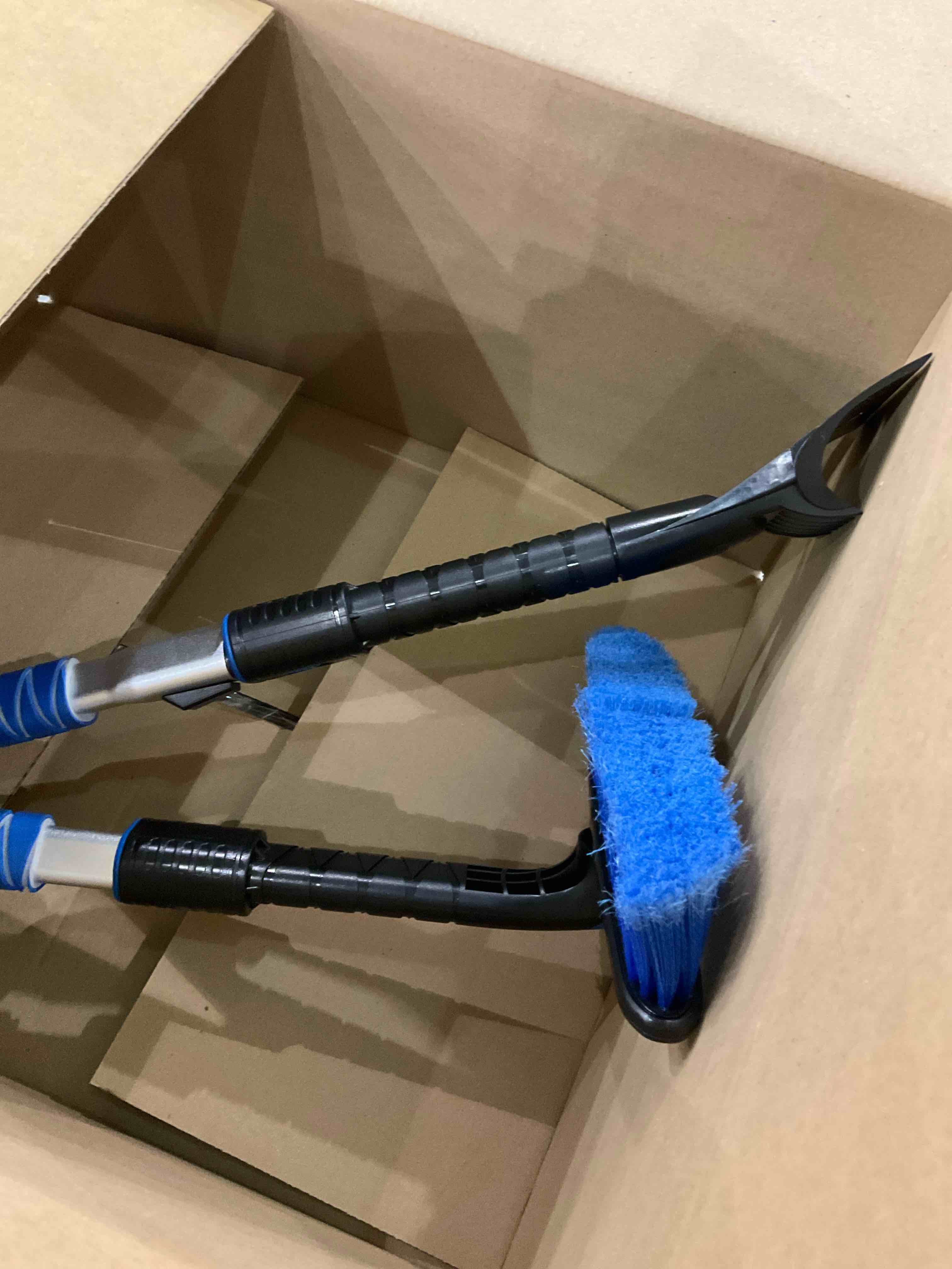 https://s3.amazonaws.com/lotting-images-prod/BargainHunt/EXS01140659_1708090213436.jpeg