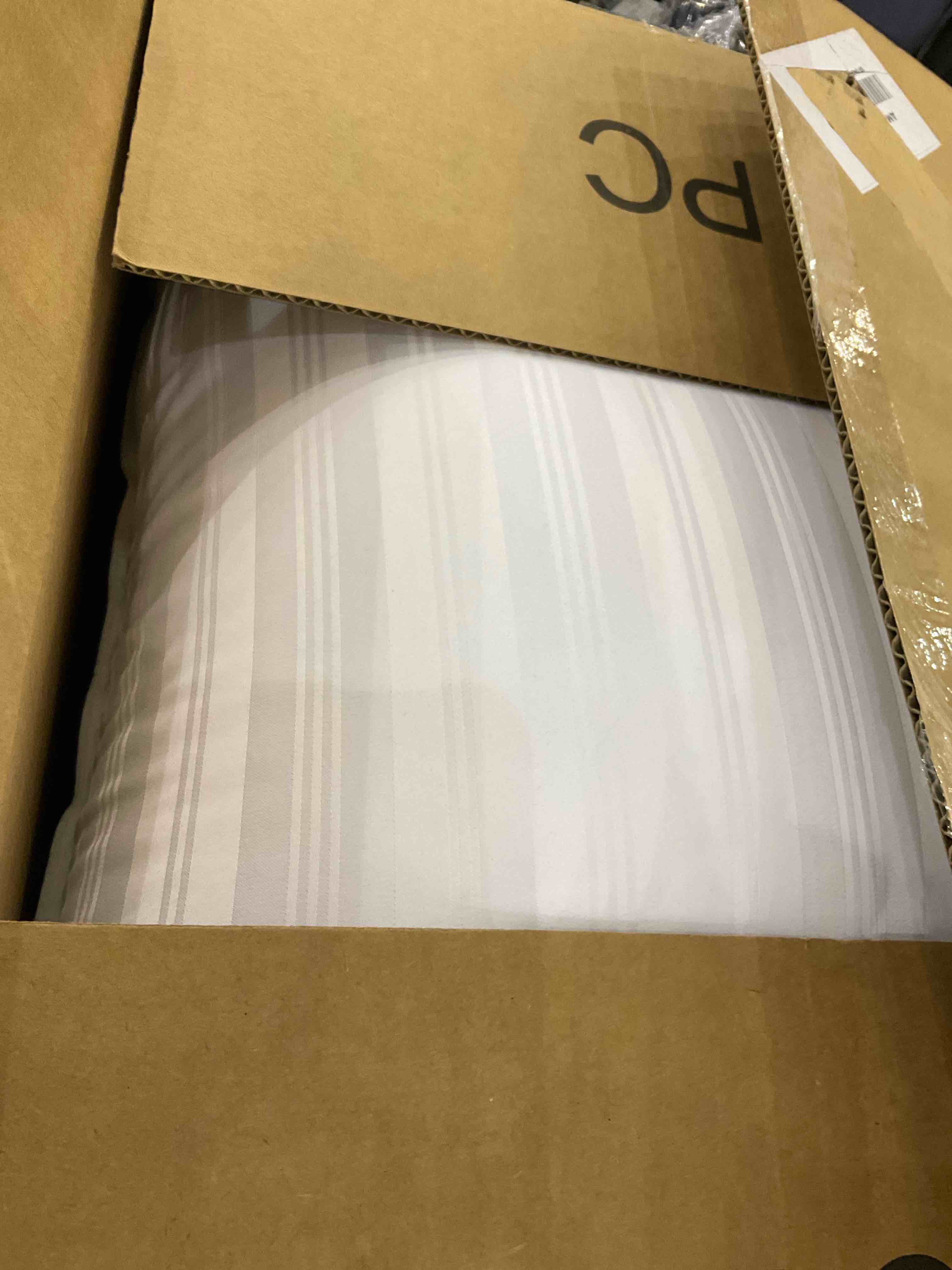 downluxe Down Alternative Queen Size Pillows (2 Pack) - 100% Breathable Cotton Cover, Premium Hotel Collection Soft Bed Pillows for Sleeping, 20 X 28