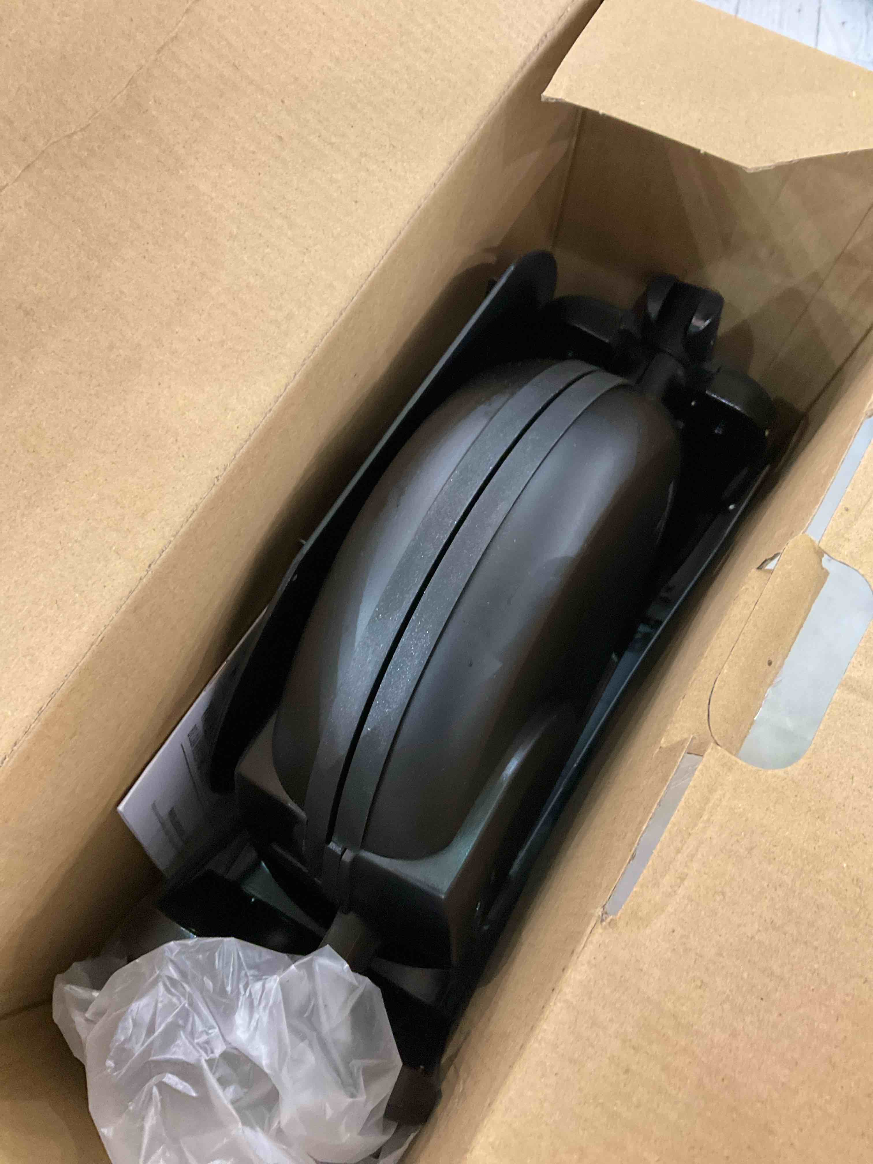 https://s3.amazonaws.com/lotting-images-prod/BargainHunt/EXS01140825_1708358786180.jpeg
