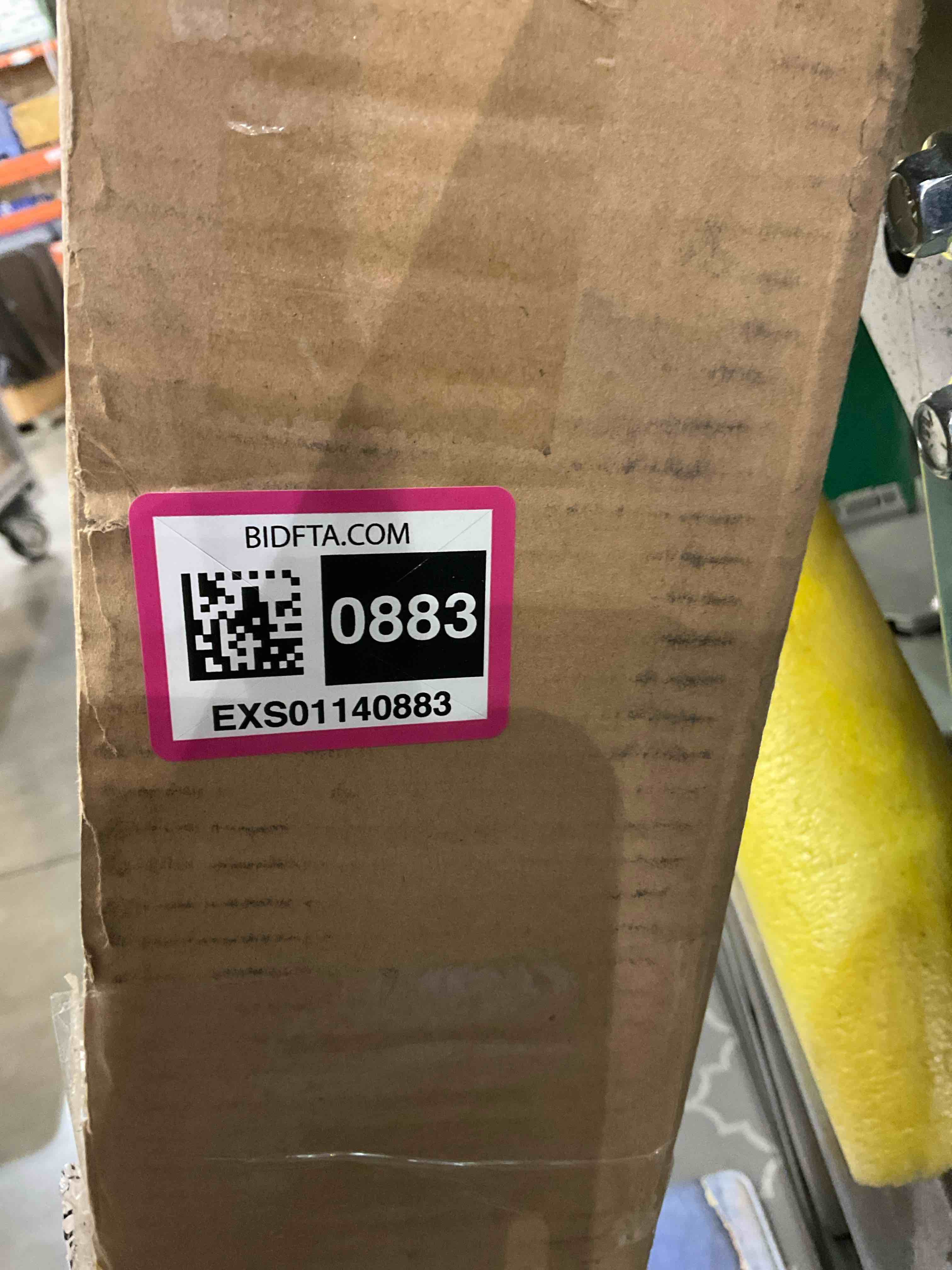 https://s3.amazonaws.com/lotting-images-prod/BargainHunt/EXS01140883_1708372361776.jpeg