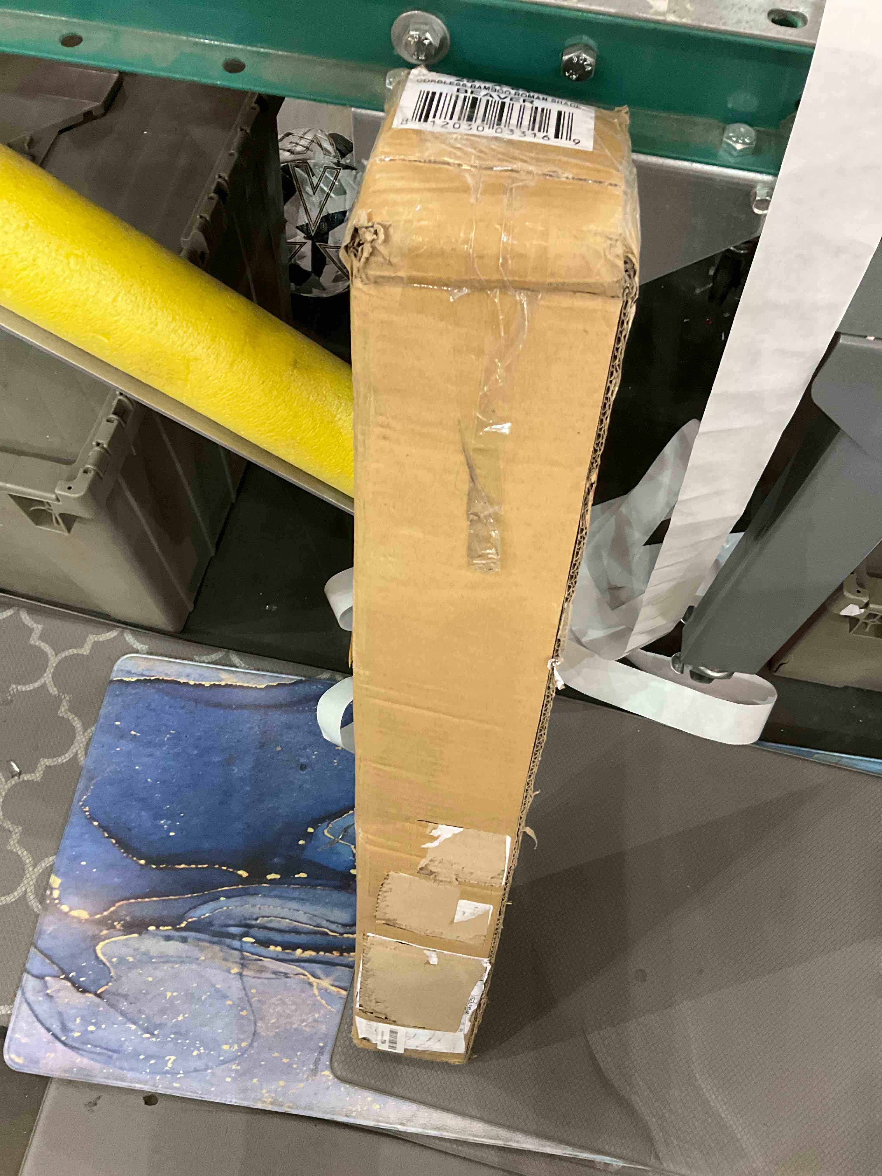 https://s3.amazonaws.com/lotting-images-prod/BargainHunt/EXS01140883_1708372366346.jpeg