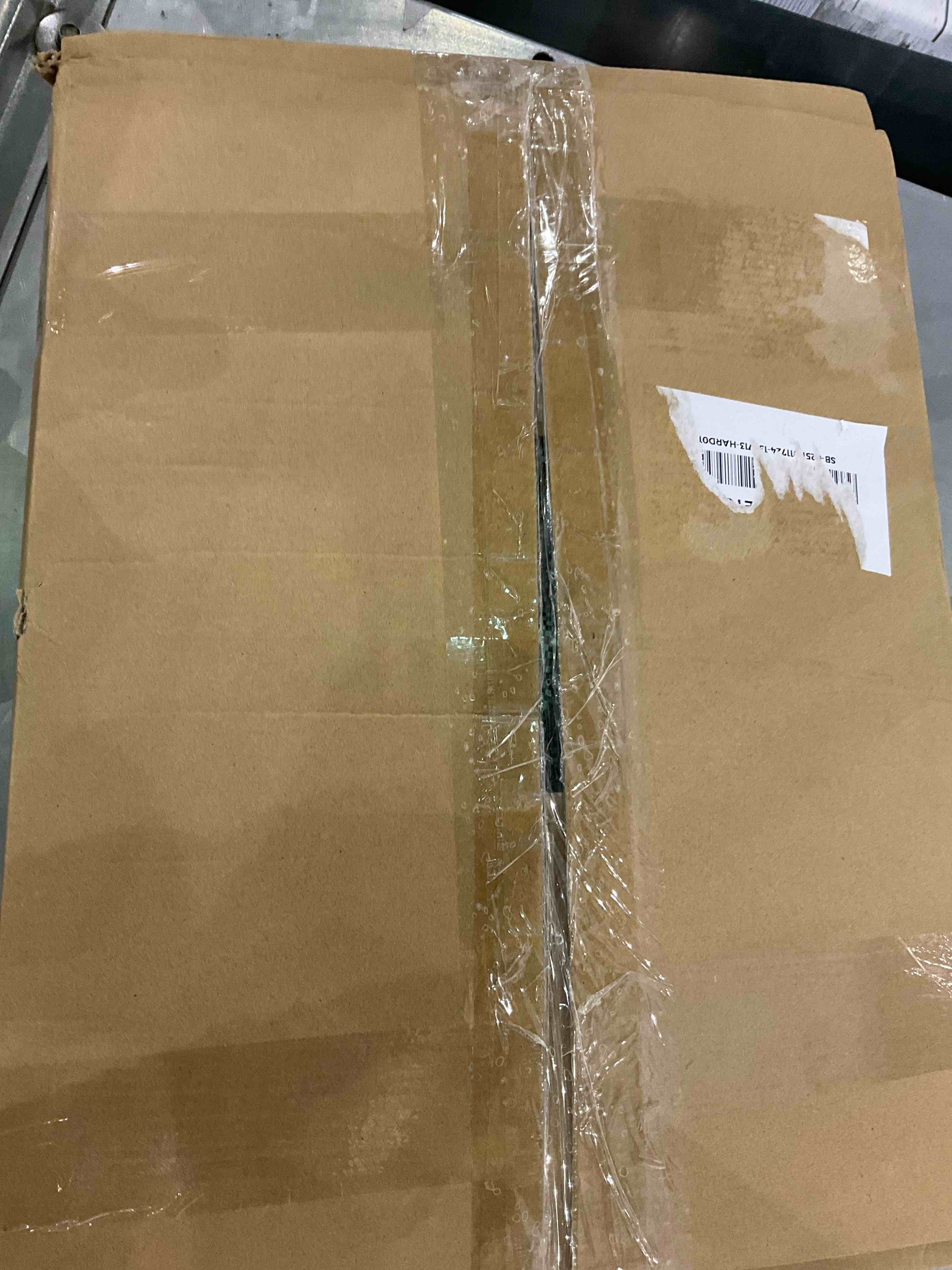 https://s3.amazonaws.com/lotting-images-prod/BargainHunt/EXS01140923_1708435838666.jpeg