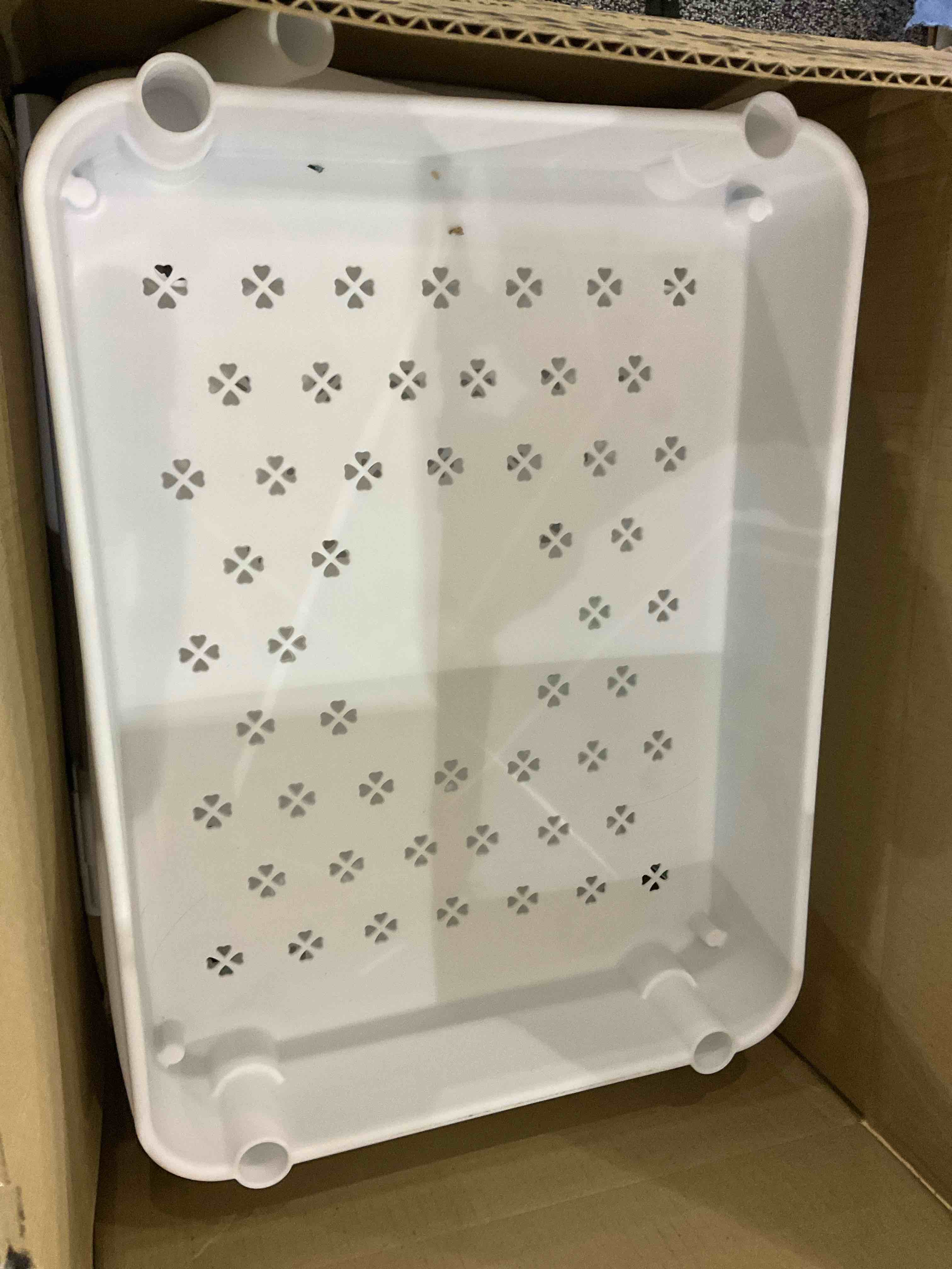 https://s3.amazonaws.com/lotting-images-prod/BargainHunt/EXS01141095_1707755672165.jpeg