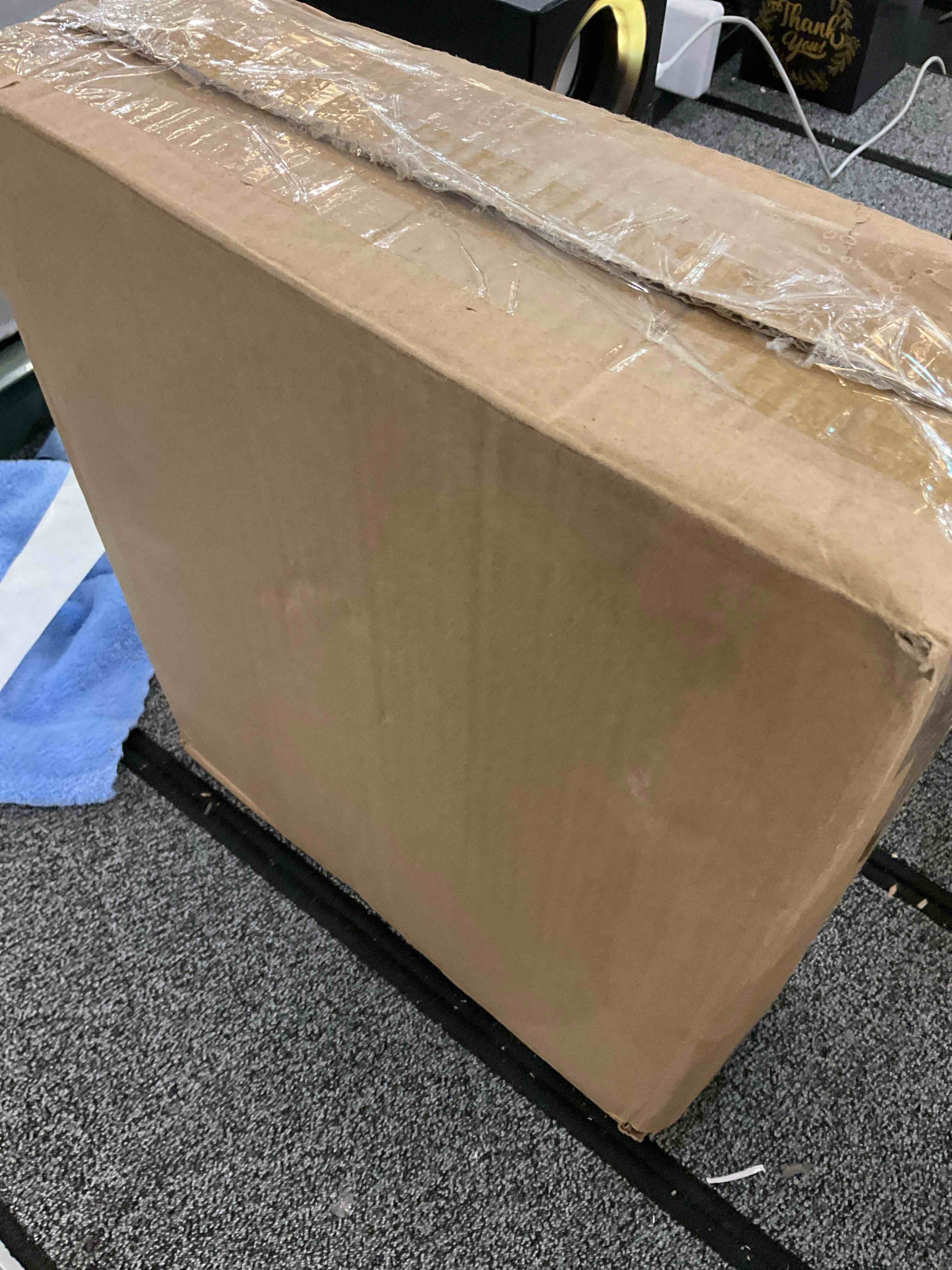 https://s3.amazonaws.com/lotting-images-prod/BargainHunt/EXS01141232_1707849358075.jpeg