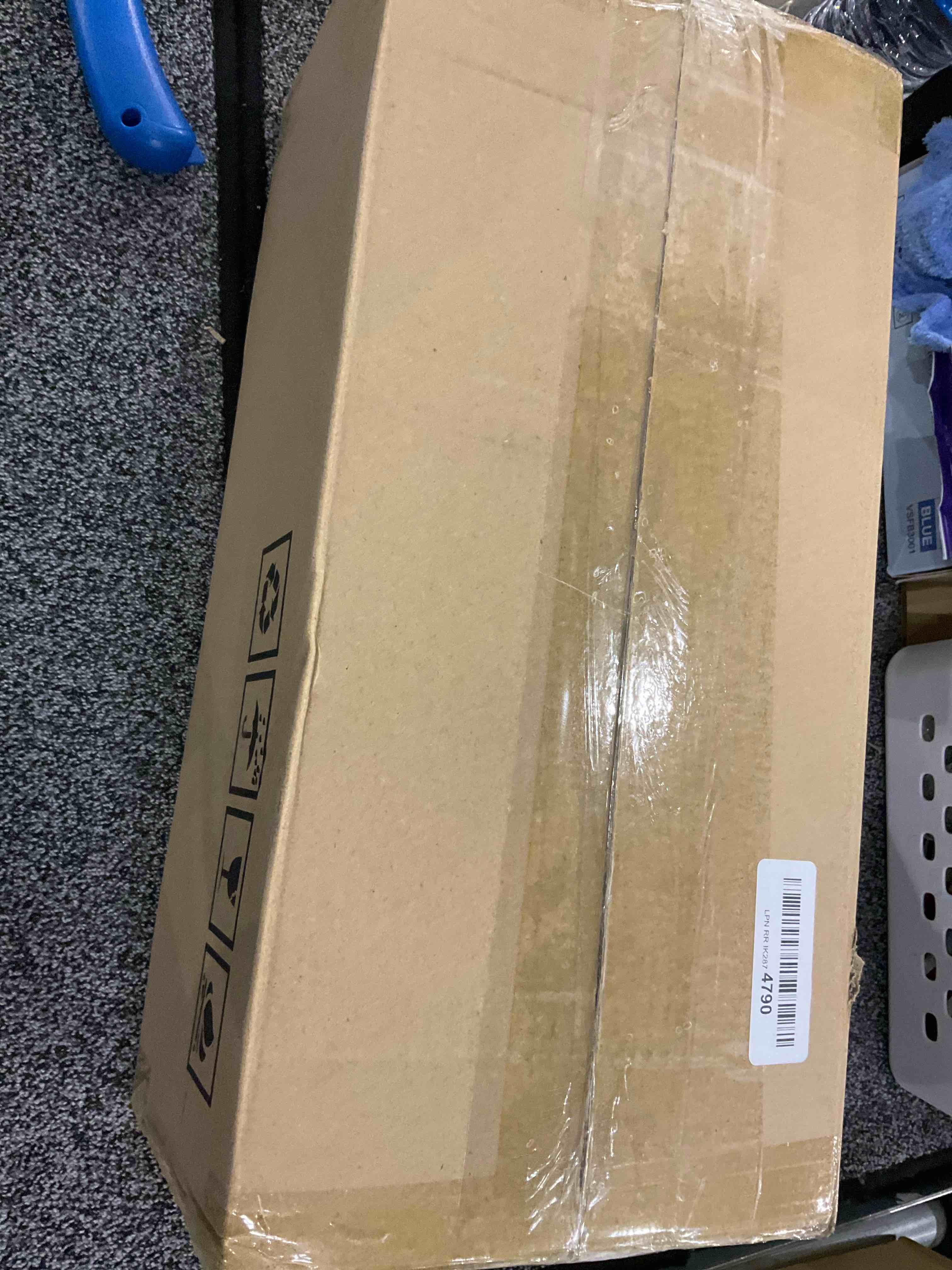 https://s3.amazonaws.com/lotting-images-prod/BargainHunt/EXS01141391_1707999470193.jpeg
