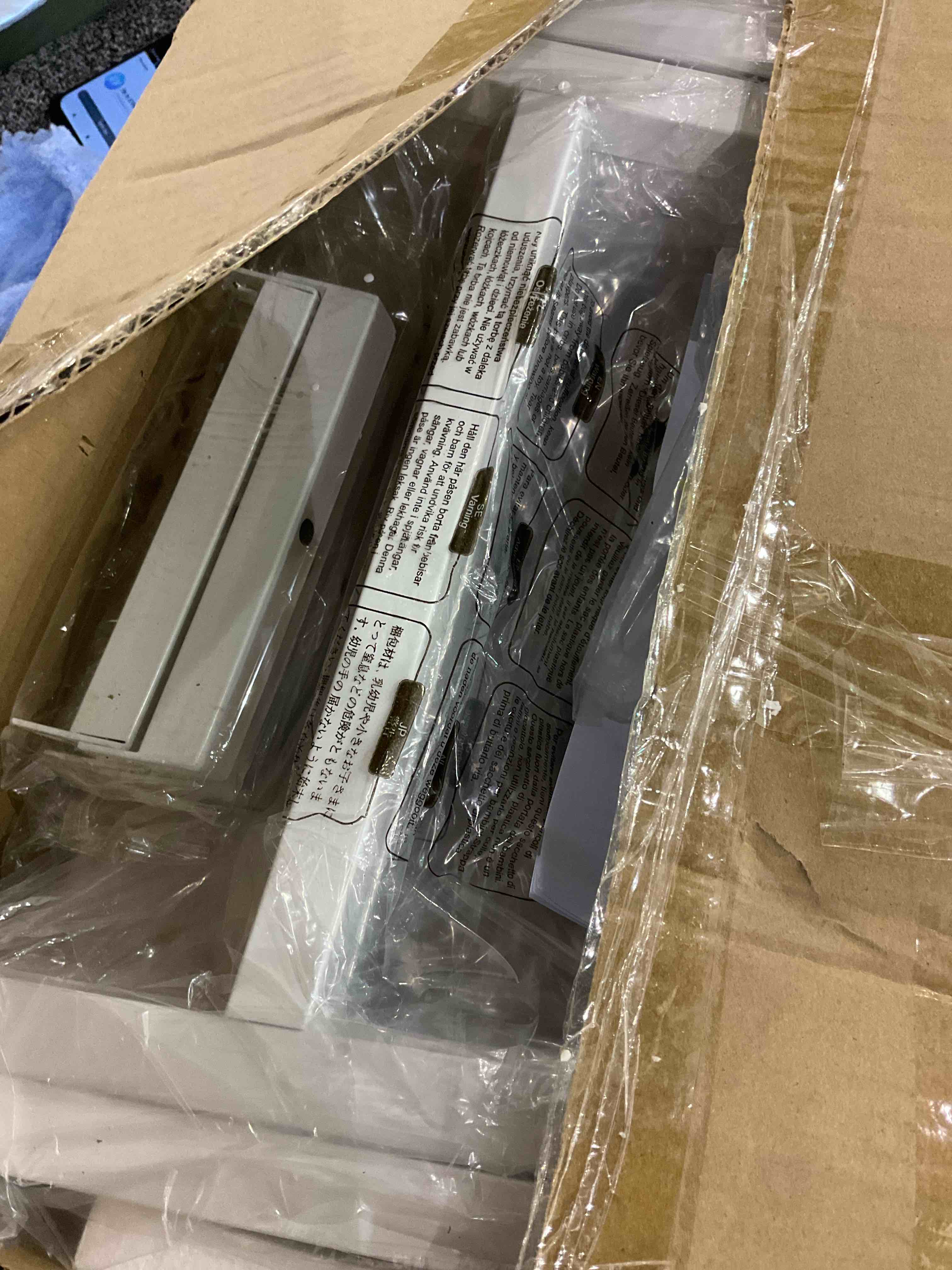 https://s3.amazonaws.com/lotting-images-prod/BargainHunt/EXS01141413_1708003146206.jpeg