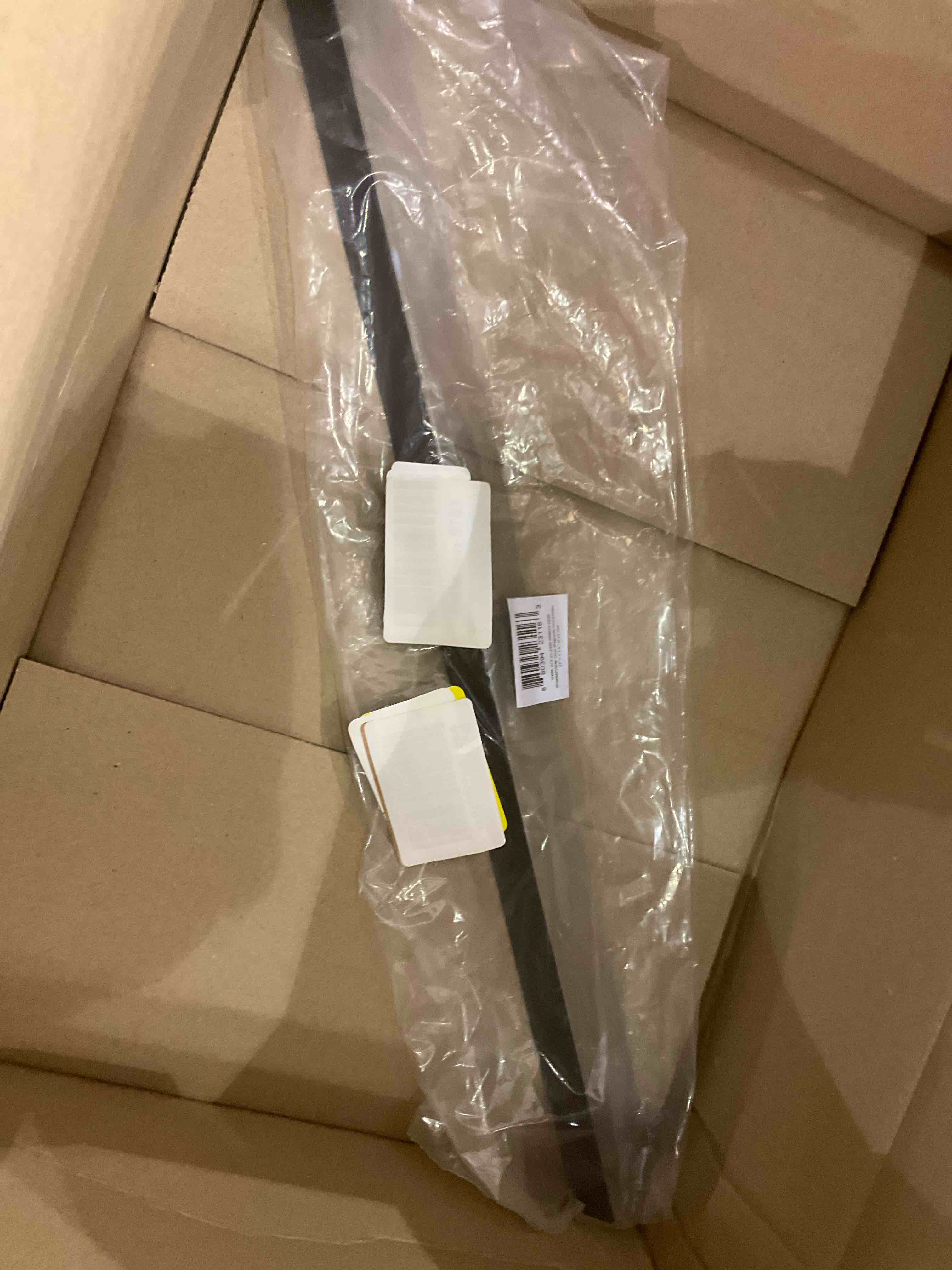https://s3.amazonaws.com/lotting-images-prod/BargainHunt/EXS01141665_1708694780374.jpeg