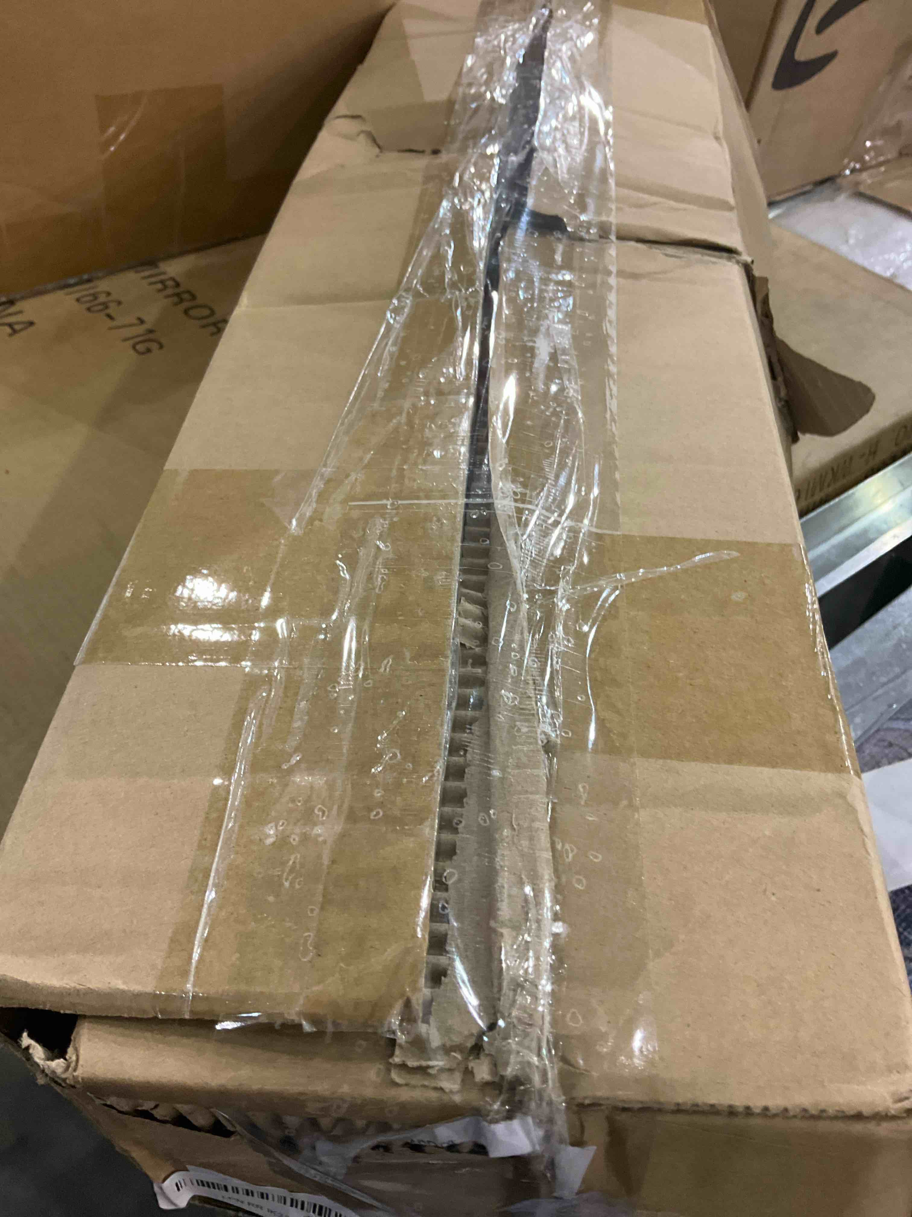 https://s3.amazonaws.com/lotting-images-prod/BargainHunt/EXS01141906_1709131278906.jpeg