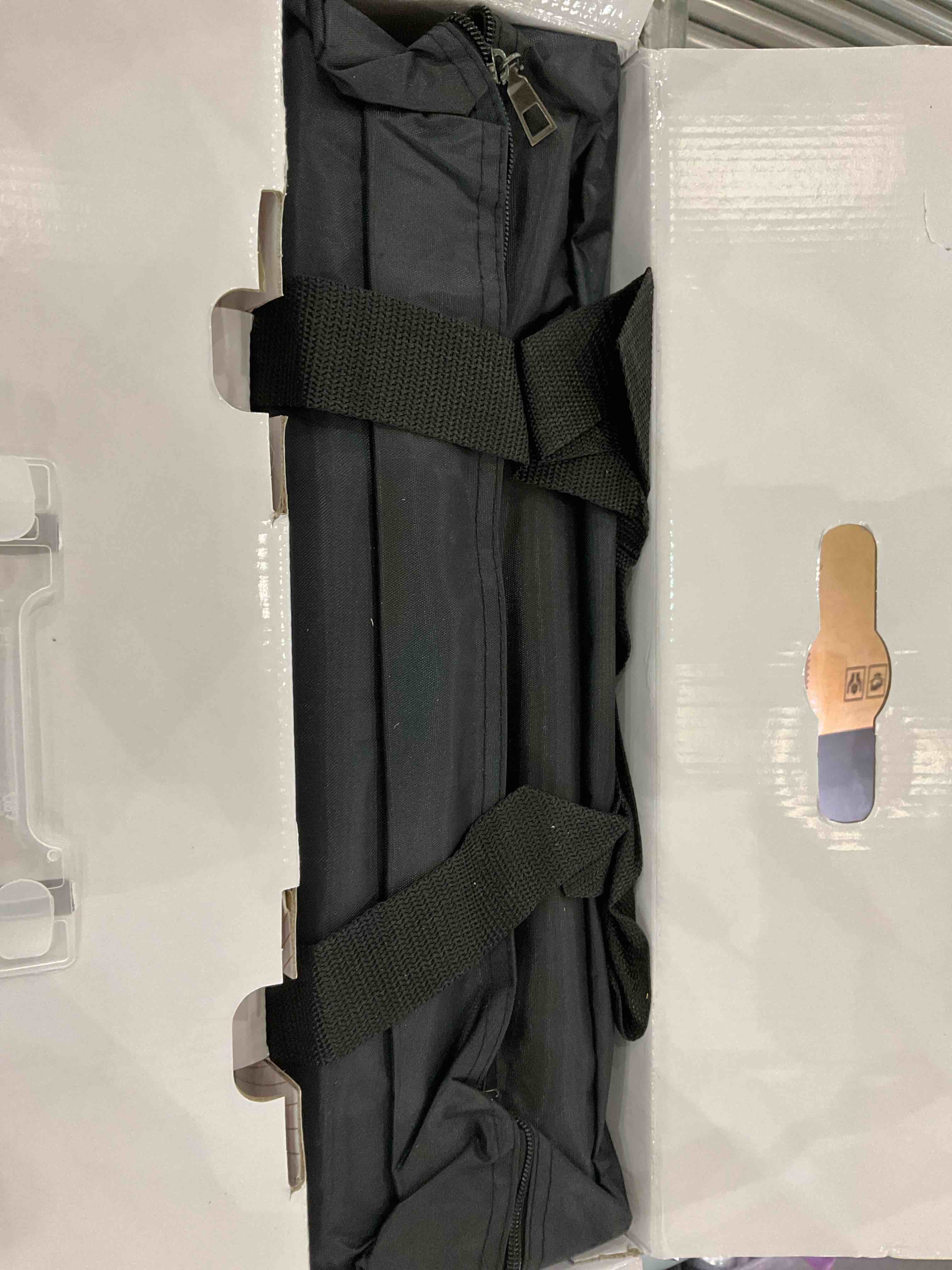 https://s3.amazonaws.com/lotting-images-prod/BargainHunt/EXS01142069_1707752771593.jpeg