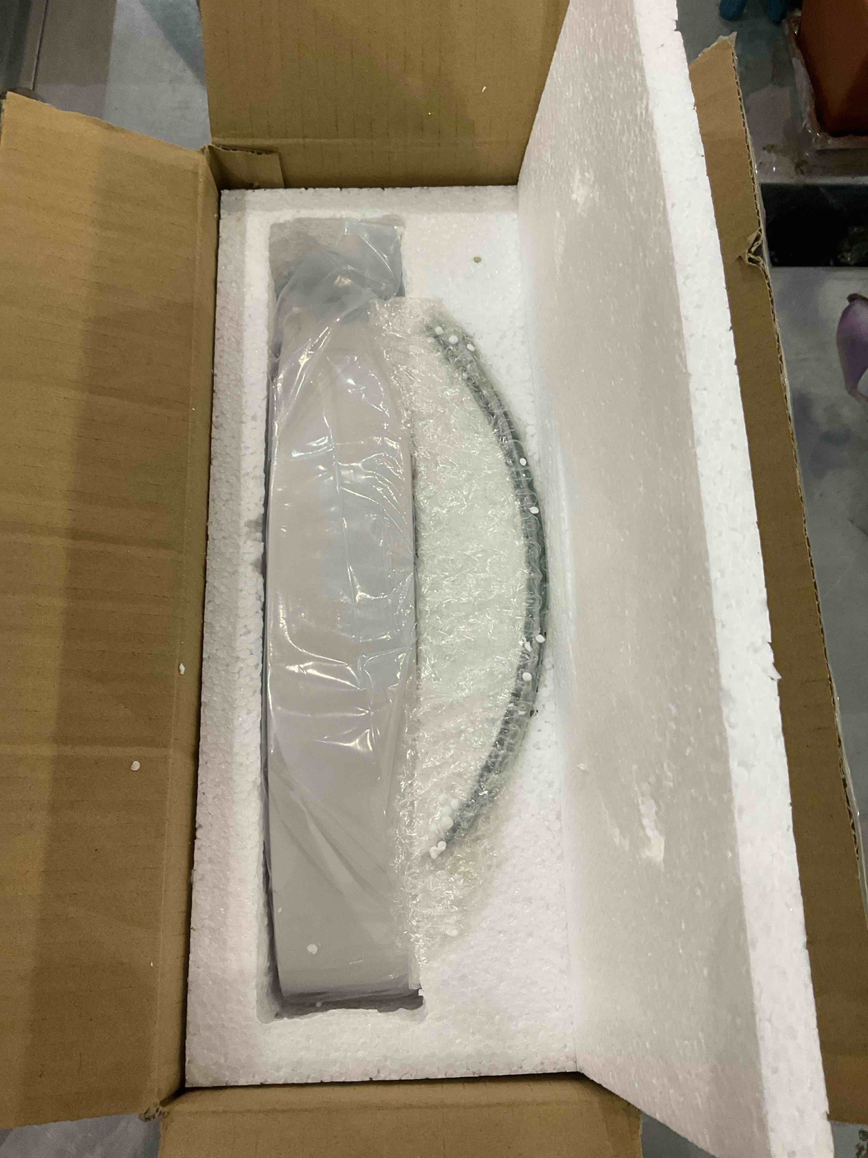 https://s3.amazonaws.com/lotting-images-prod/BargainHunt/EXS01142161_1707827098858.jpeg