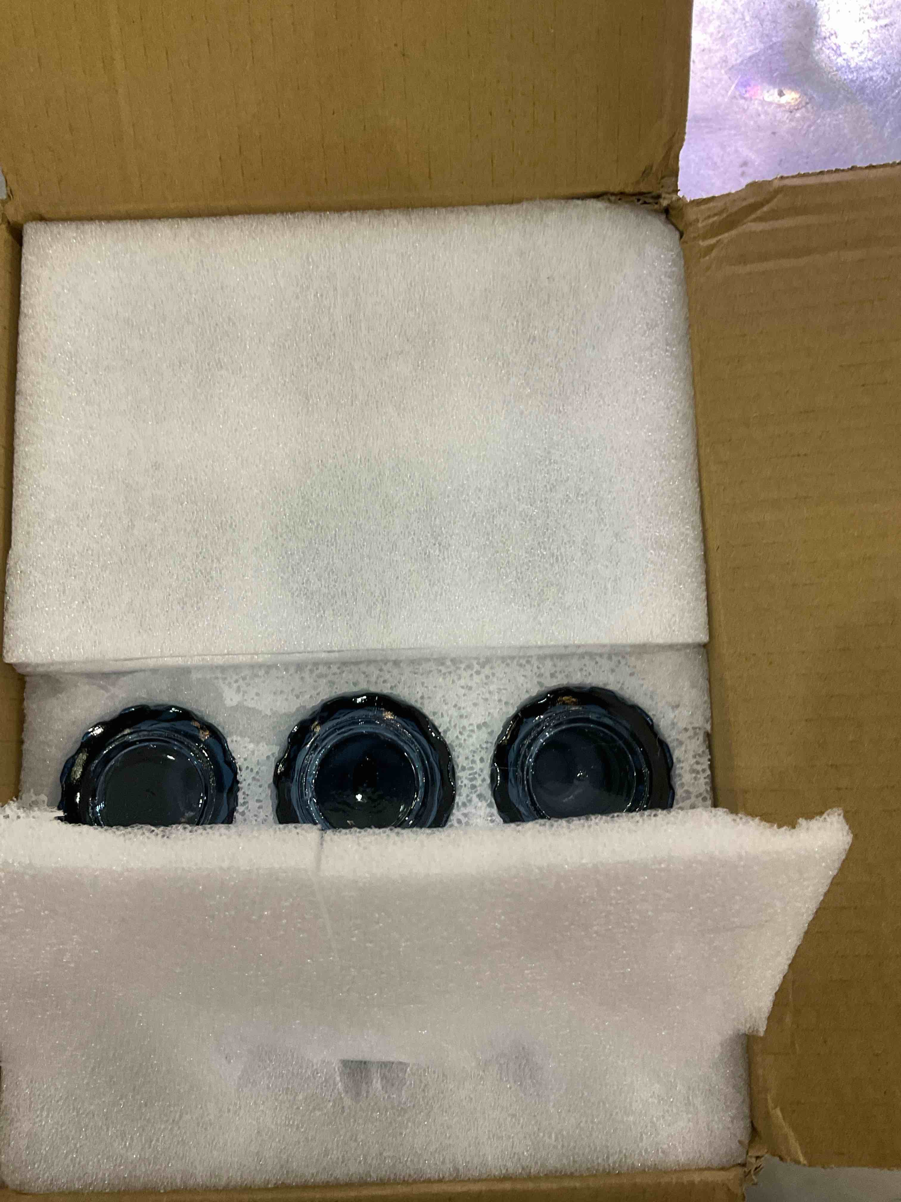 https://s3.amazonaws.com/lotting-images-prod/BargainHunt/EXS01142436_1707923384368.jpeg