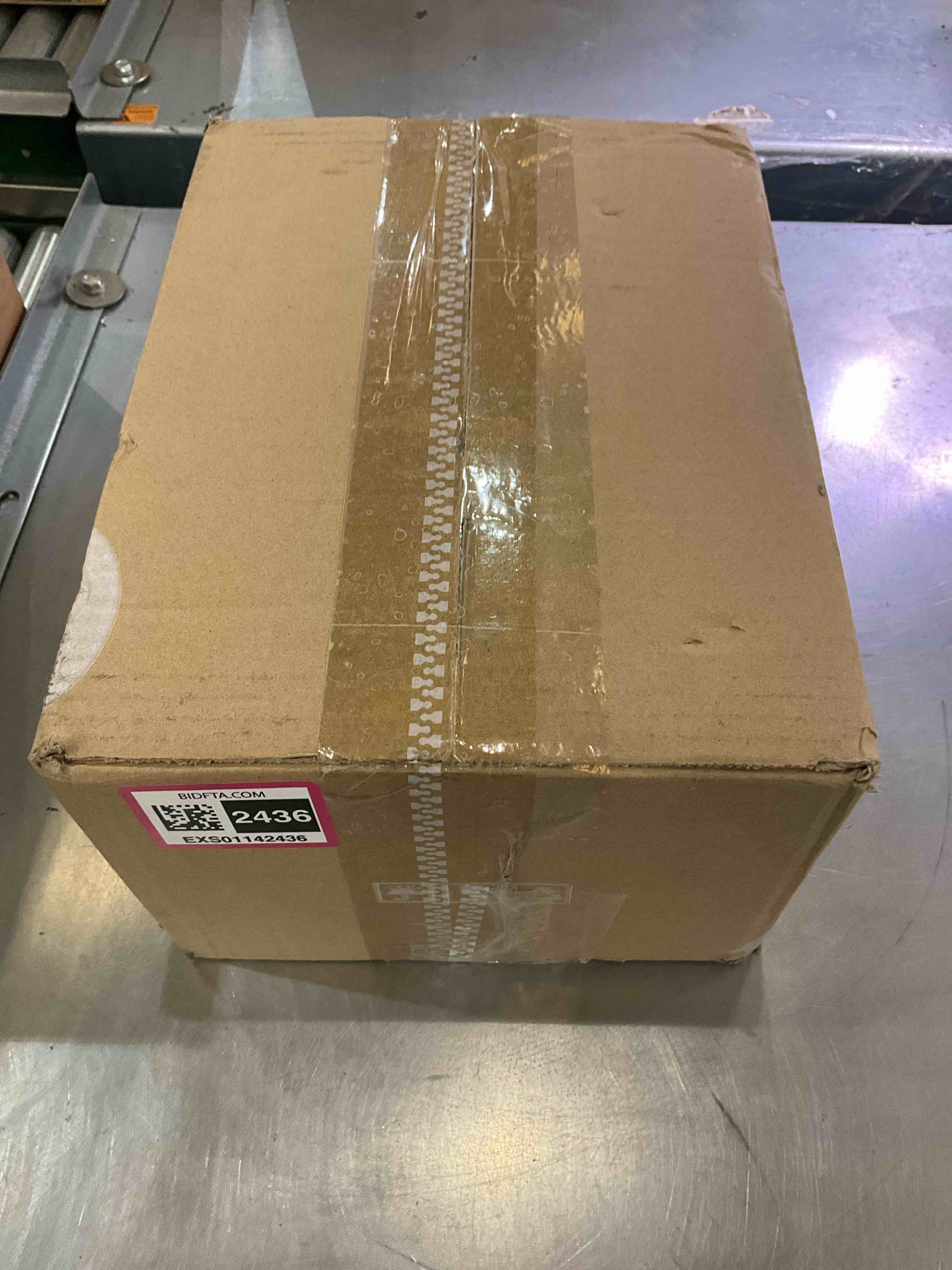 https://s3.amazonaws.com/lotting-images-prod/BargainHunt/EXS01142436_1707923408357.jpeg