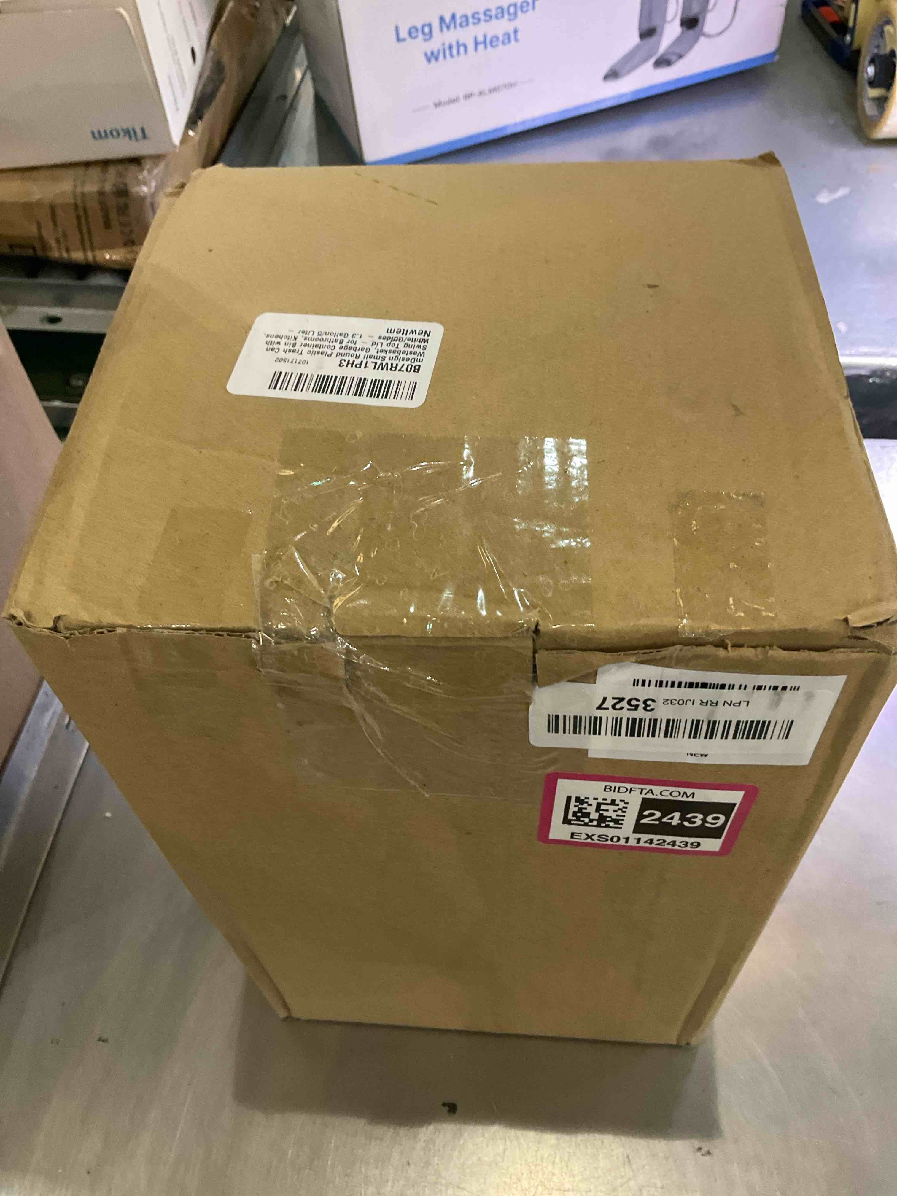 https://s3.amazonaws.com/lotting-images-prod/BargainHunt/EXS01142439_1707923808162.jpeg