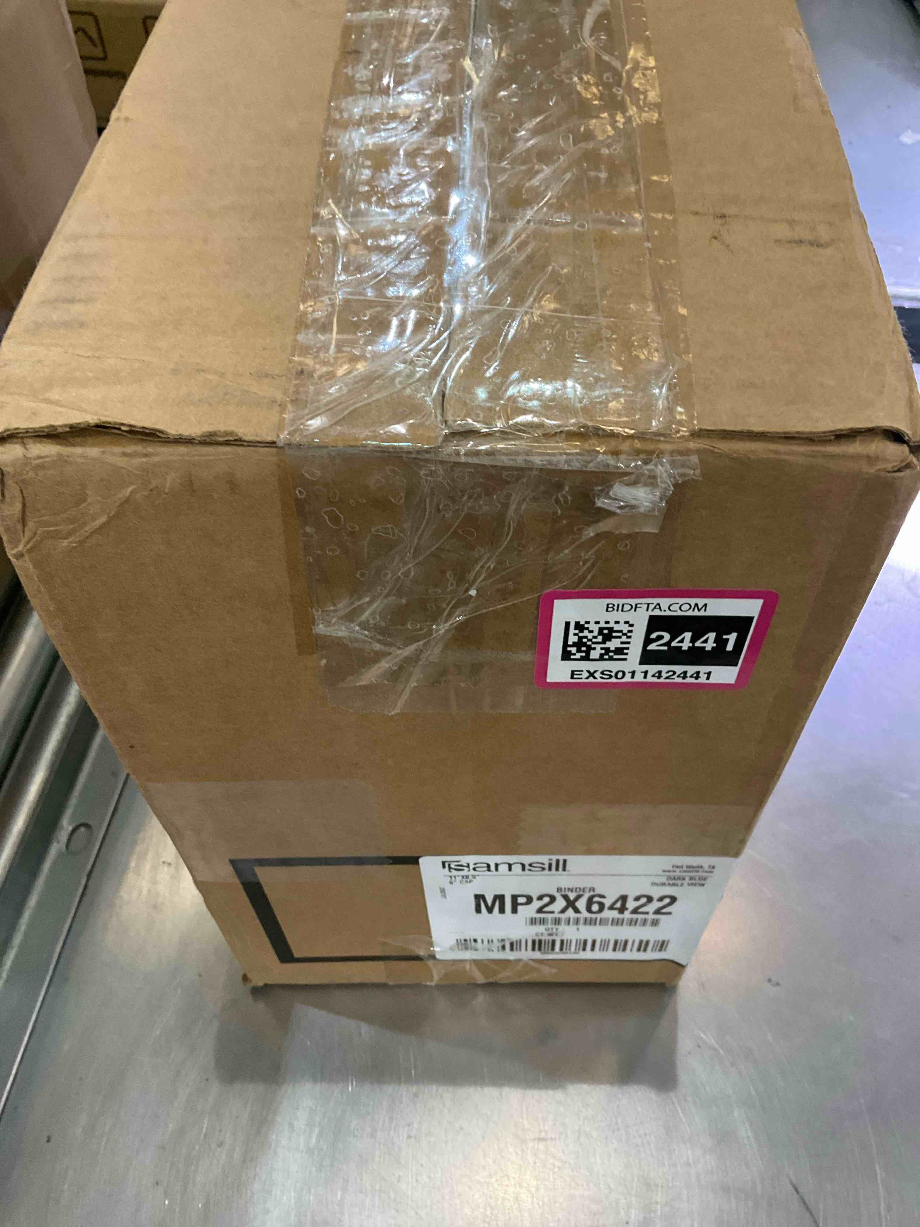 https://s3.amazonaws.com/lotting-images-prod/BargainHunt/EXS01142441_1707924145455.jpeg