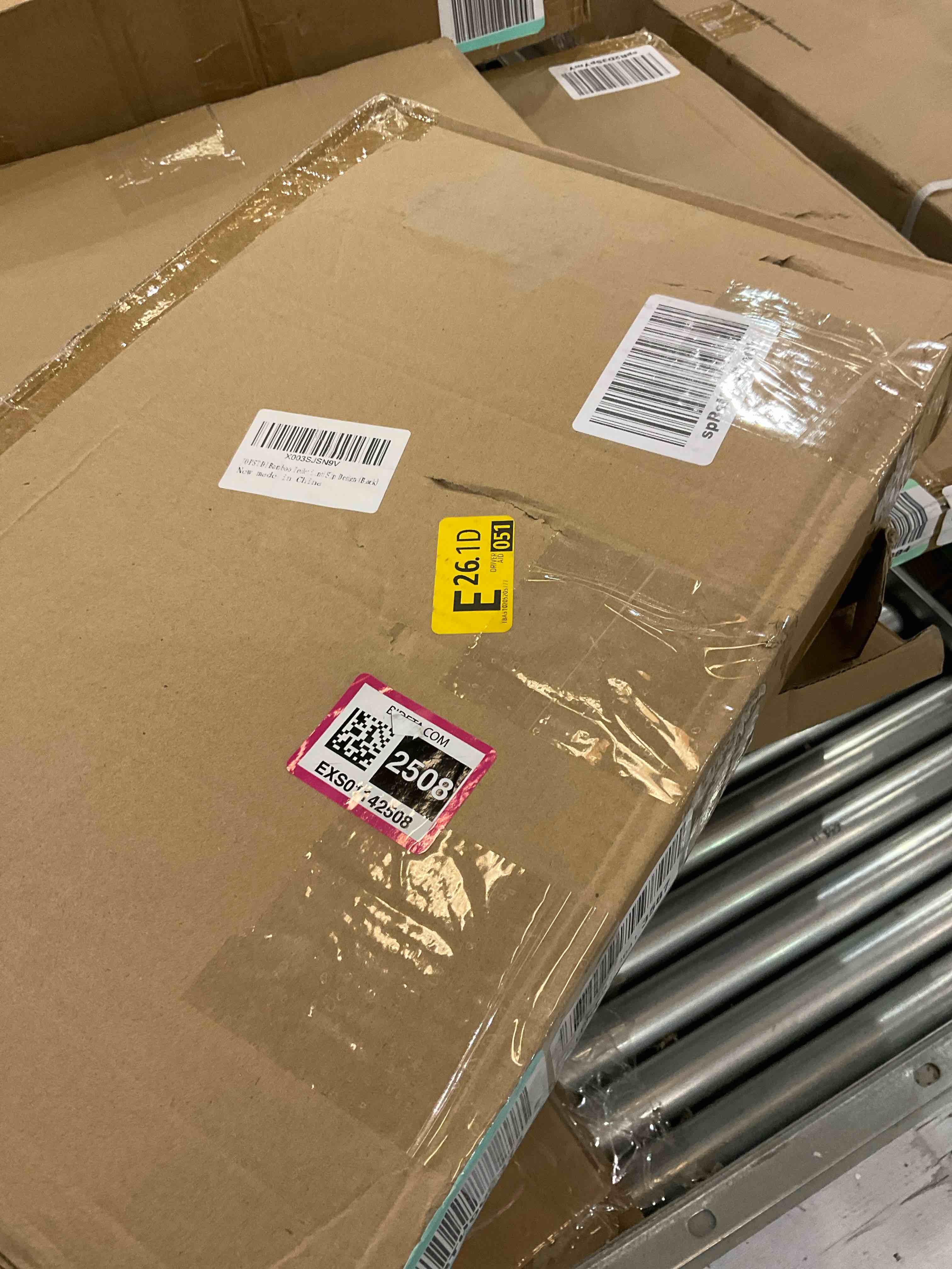 https://s3.amazonaws.com/lotting-images-prod/BargainHunt/EXS01142508_1708543937193.jpeg