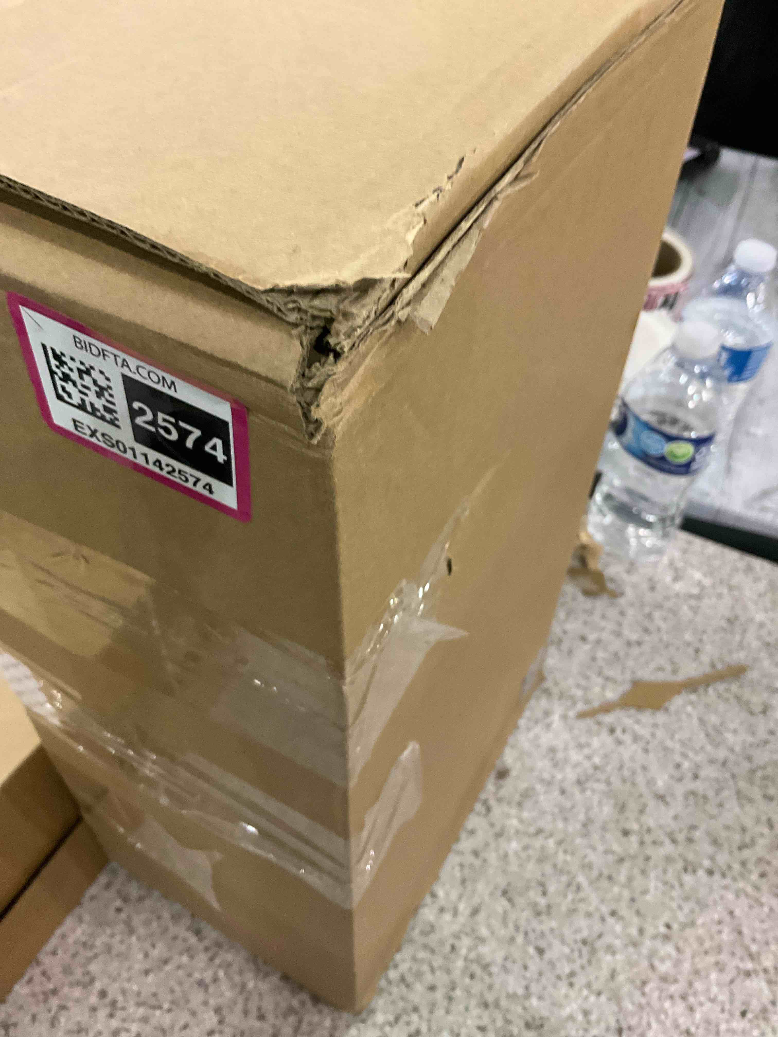 https://s3.amazonaws.com/lotting-images-prod/BargainHunt/EXS01142574_1708630348559.jpeg