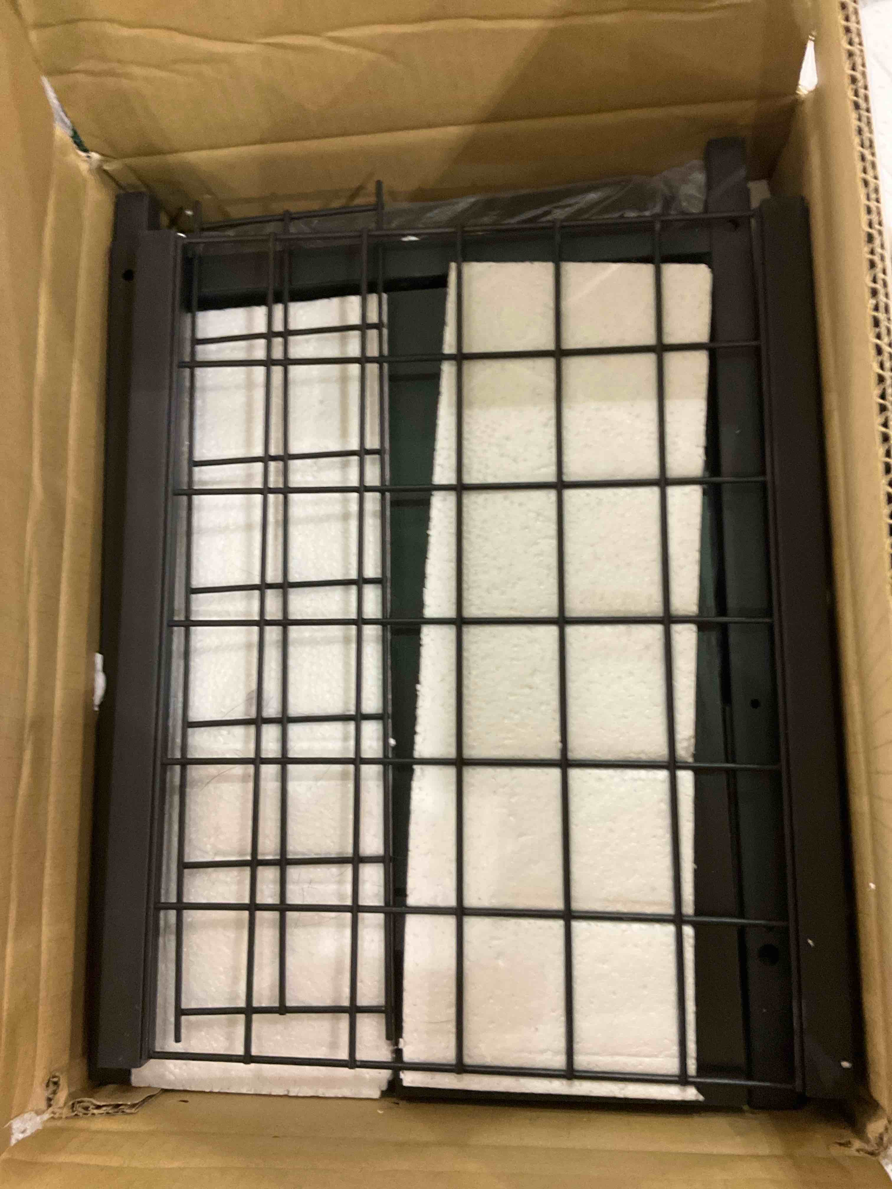 https://s3.amazonaws.com/lotting-images-prod/BargainHunt/EXS01142601_1708692418230.jpeg