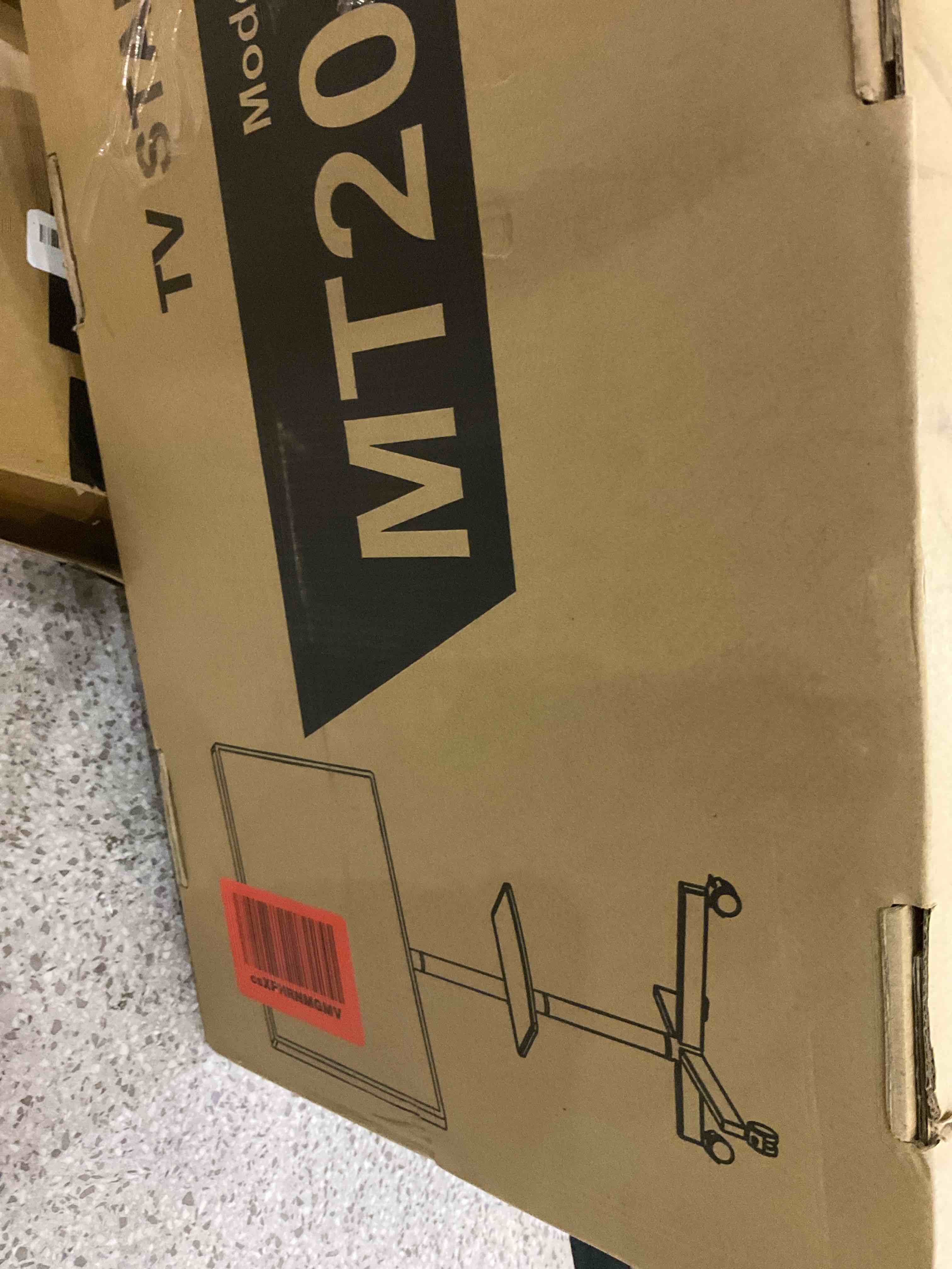https://s3.amazonaws.com/lotting-images-prod/BargainHunt/EXS01142608_1708694824111.jpeg