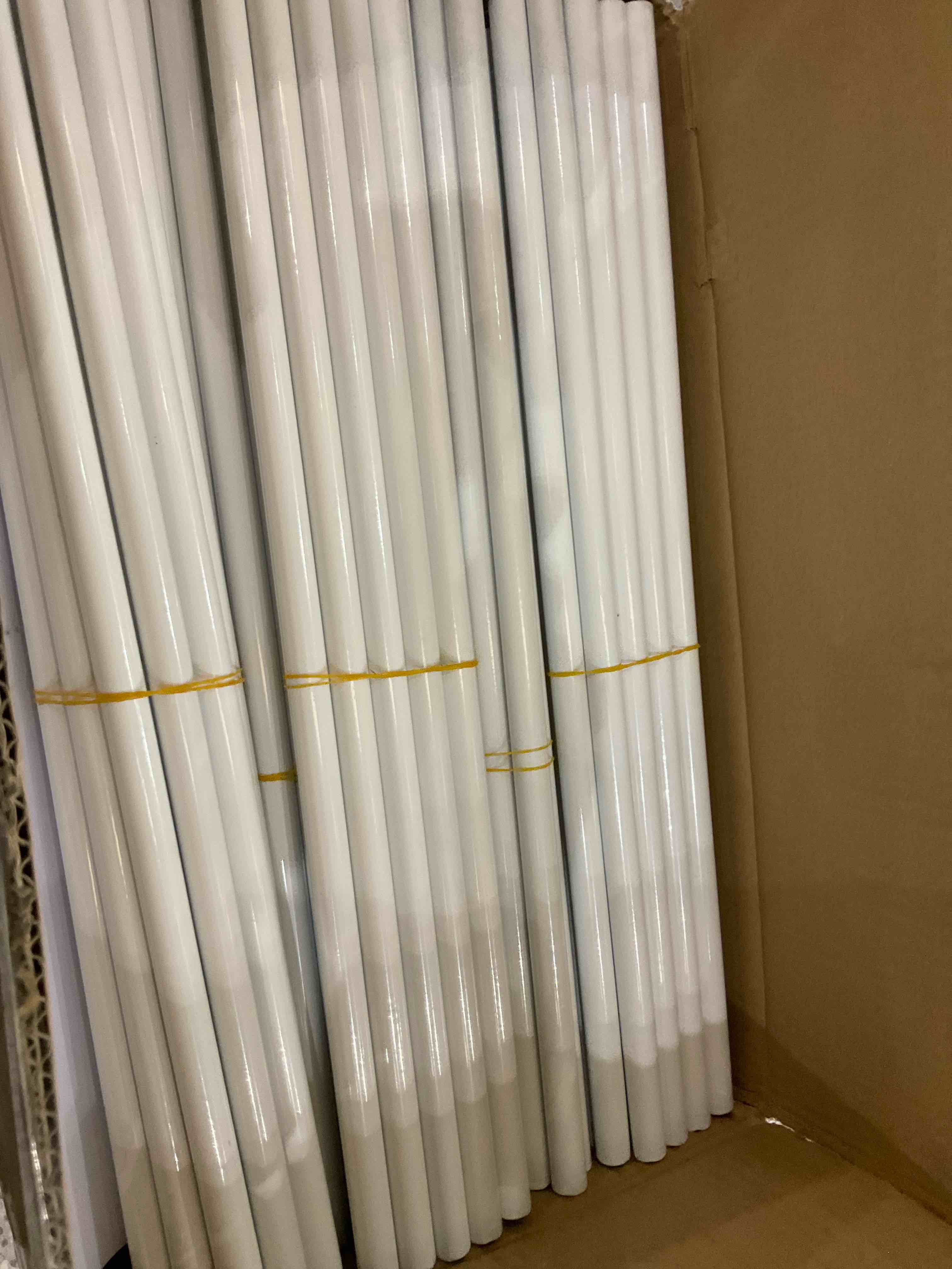 https://s3.amazonaws.com/lotting-images-prod/BargainHunt/EXS01142626_1708699480488.jpeg