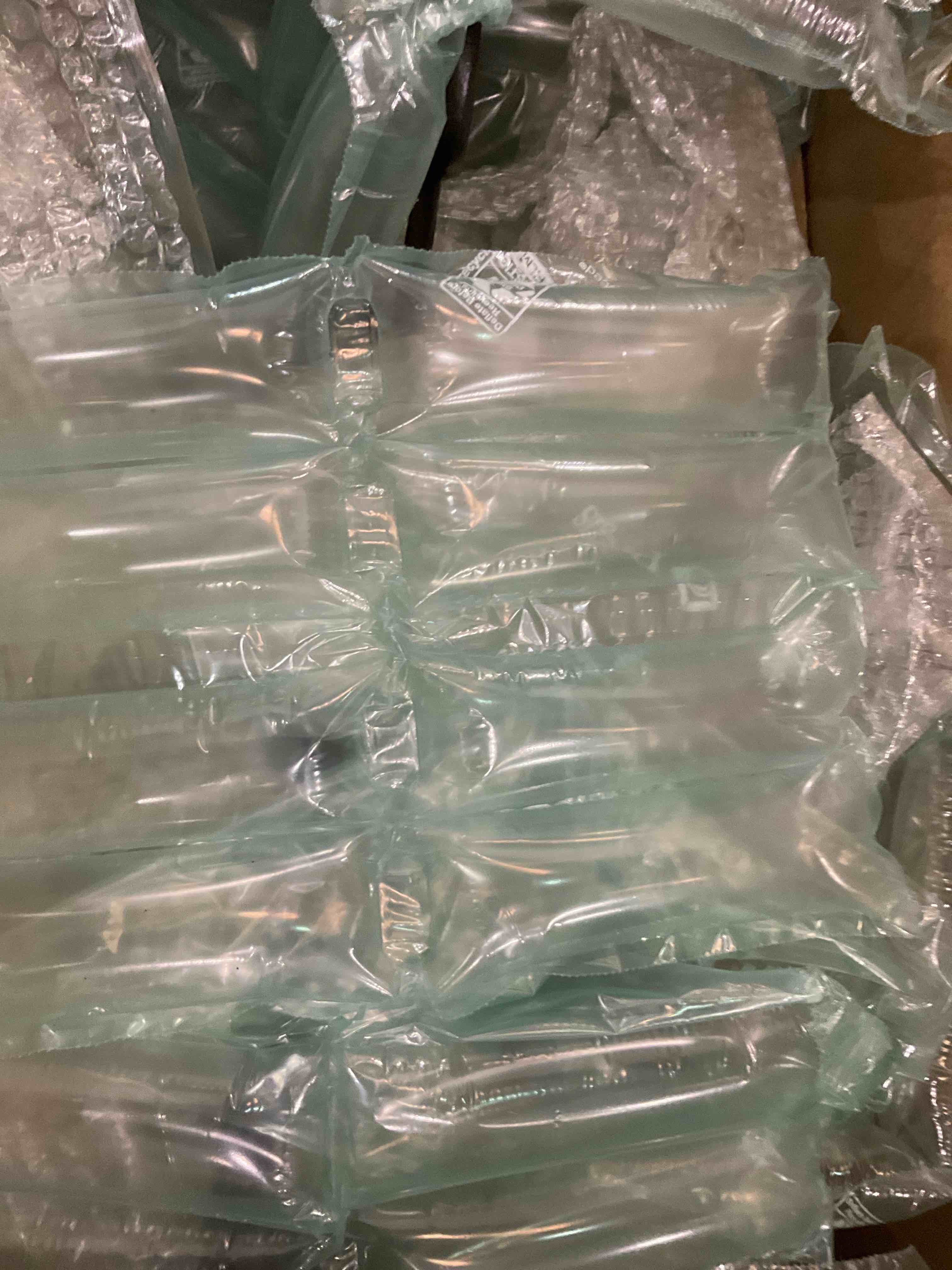 https://s3.amazonaws.com/lotting-images-prod/BargainHunt/EXS01142640_1708702334625.jpeg