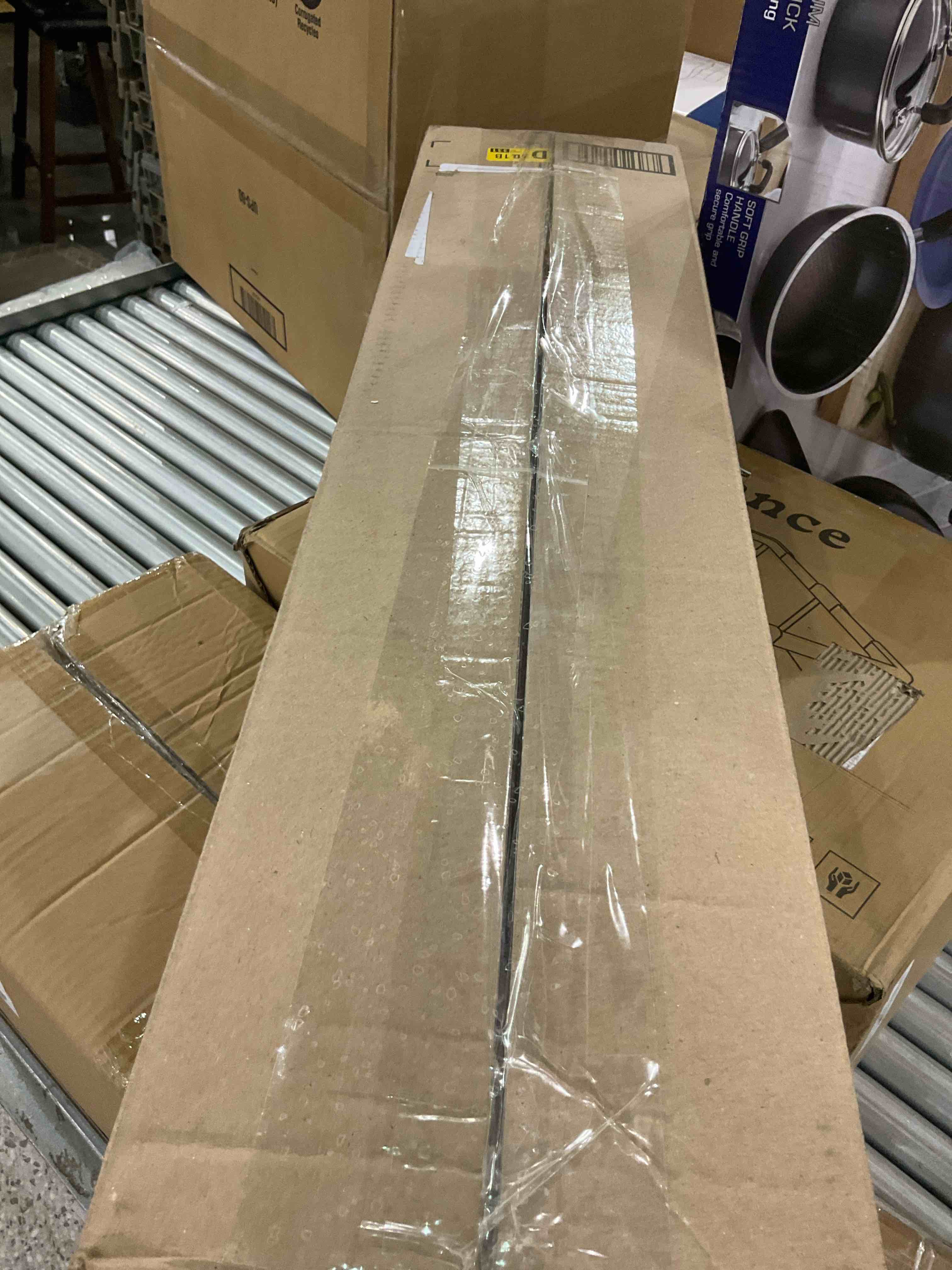 https://s3.amazonaws.com/lotting-images-prod/BargainHunt/EXS01142975_1709139065793.jpeg
