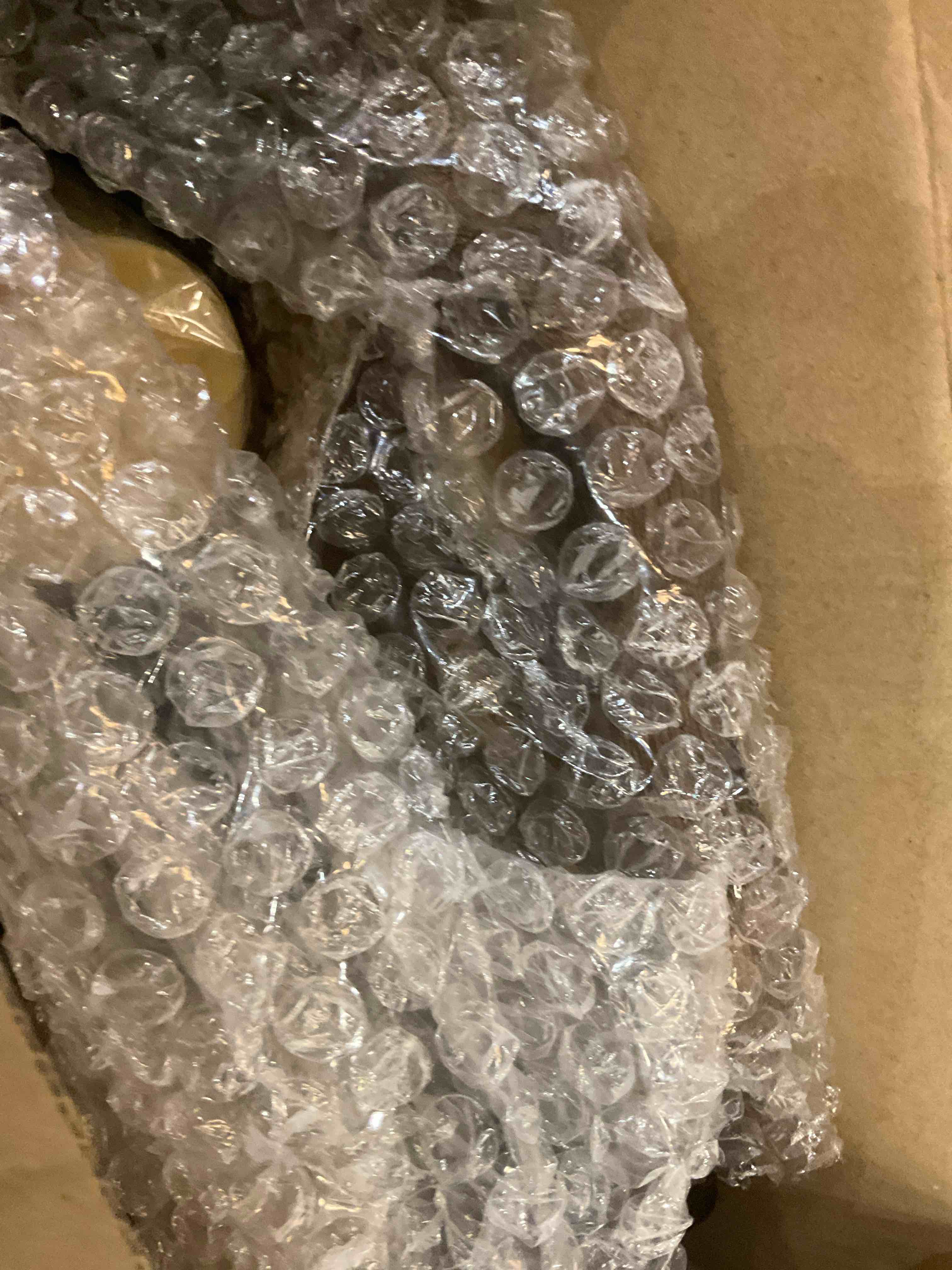 https://s3.amazonaws.com/lotting-images-prod/BargainHunt/EXS01143001_1708545667433.jpeg