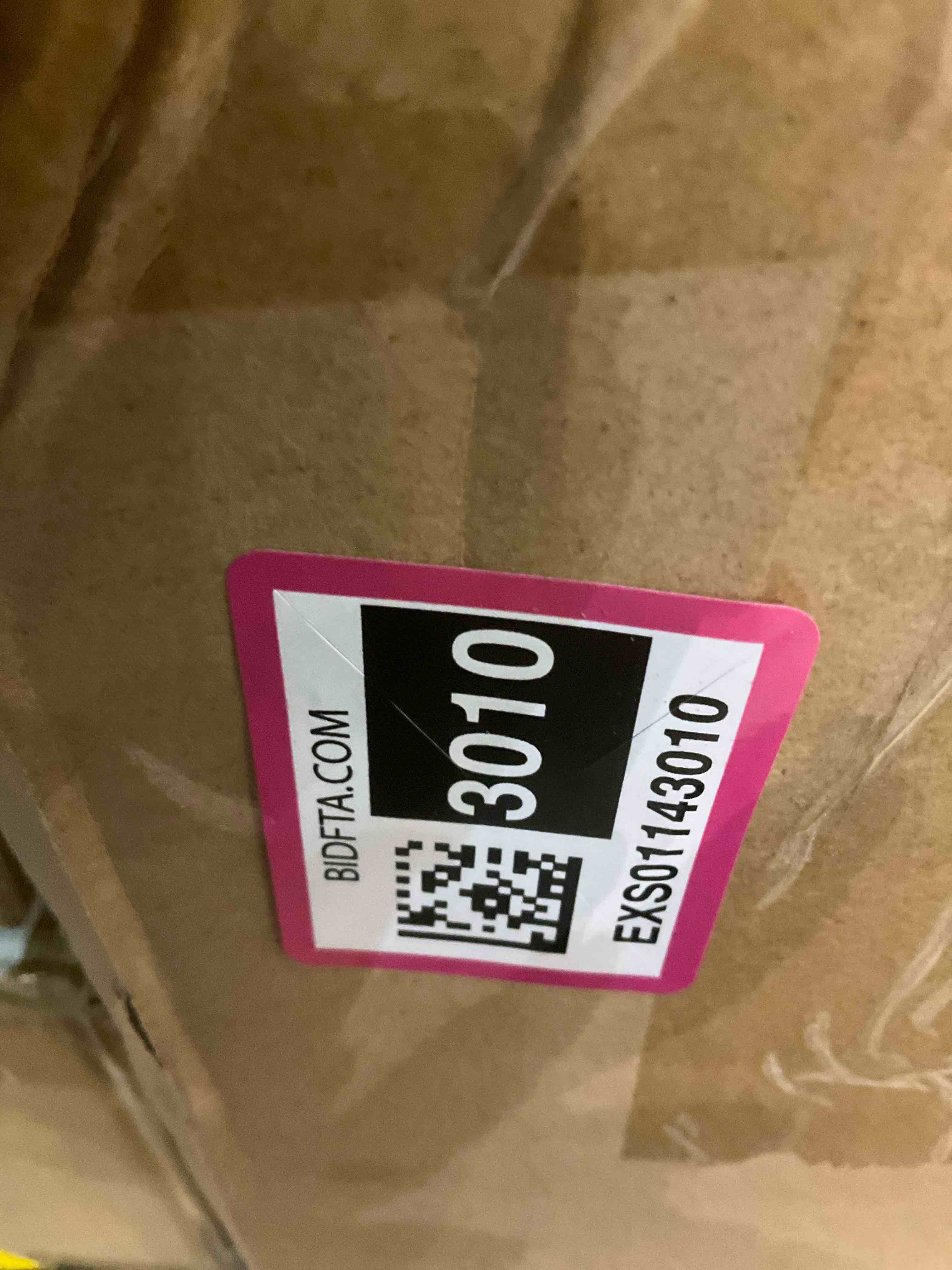 https://s3.amazonaws.com/lotting-images-prod/BargainHunt/EXS01143010_1708546052182.jpeg