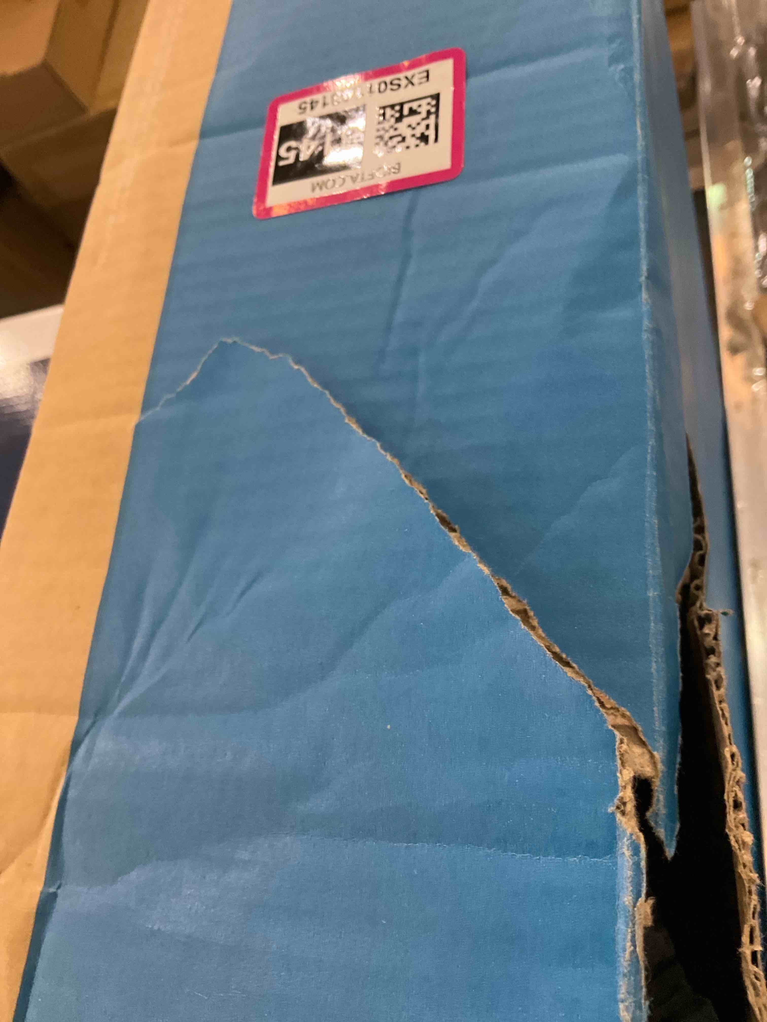 https://s3.amazonaws.com/lotting-images-prod/BargainHunt/EXS01143145_1708367771564.jpeg