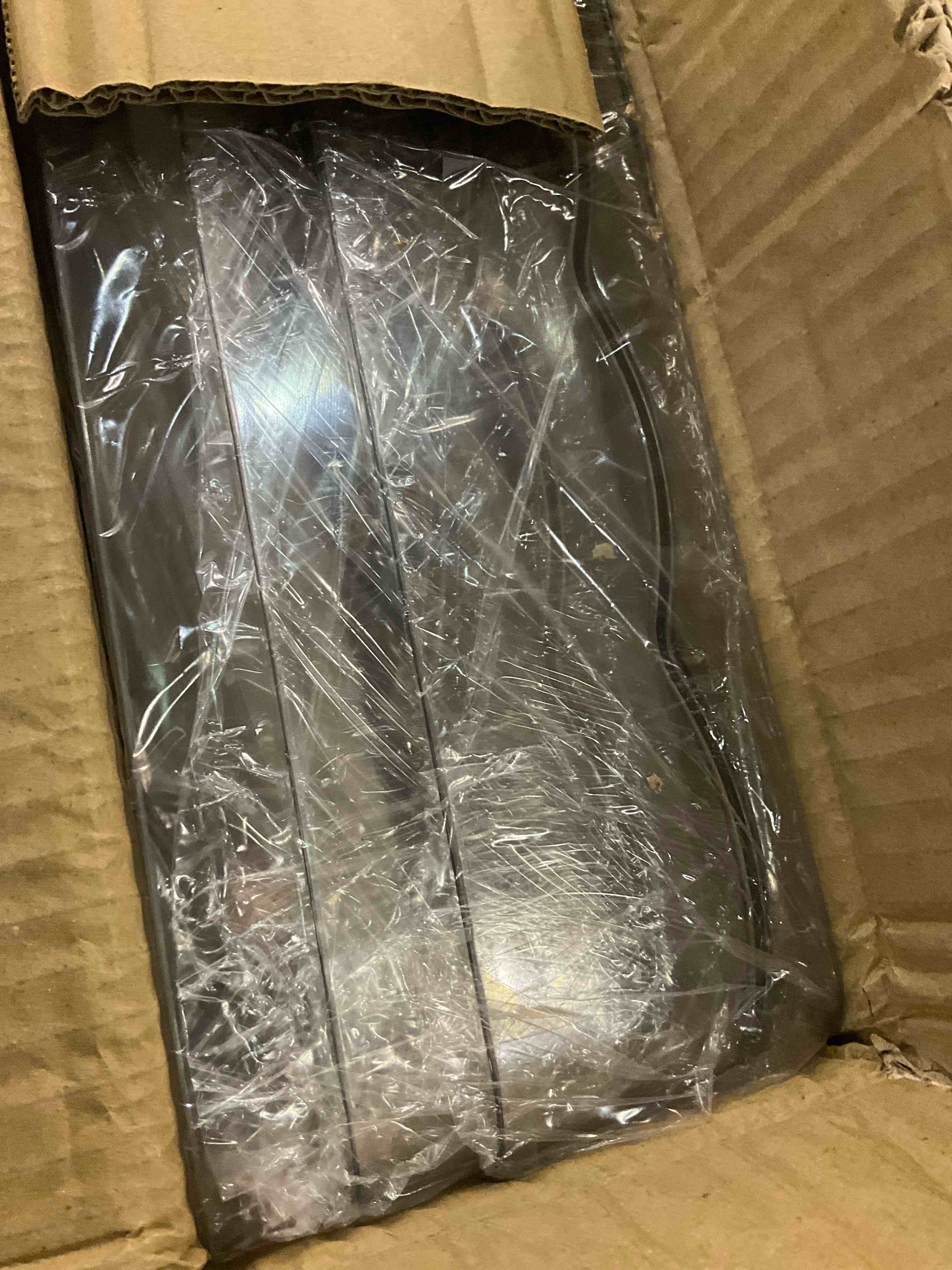 https://s3.amazonaws.com/lotting-images-prod/BargainHunt/EXS01143227_1708435857671.jpeg
