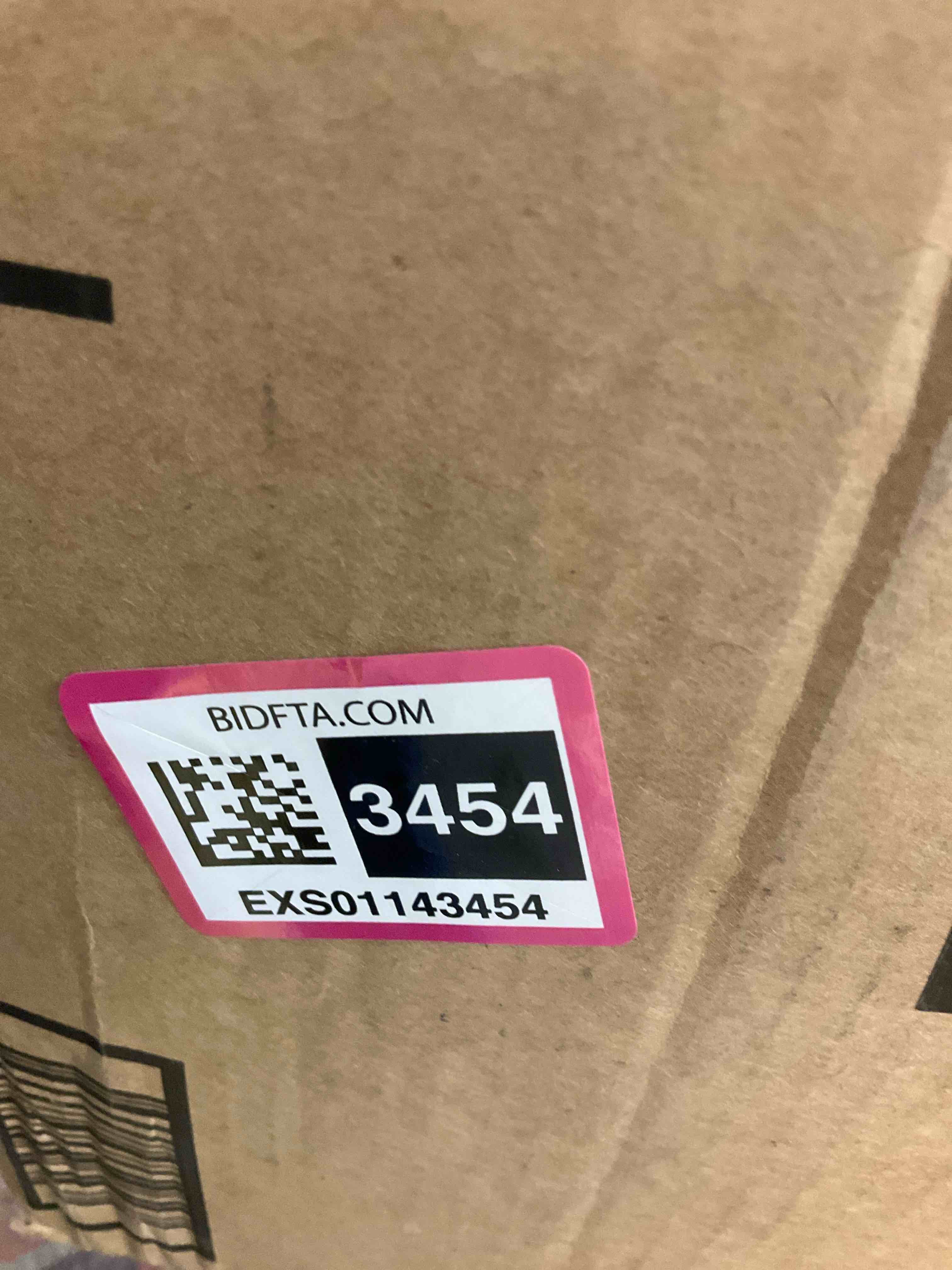 https://s3.amazonaws.com/lotting-images-prod/BargainHunt/EXS01143454_1708544443424.jpeg
