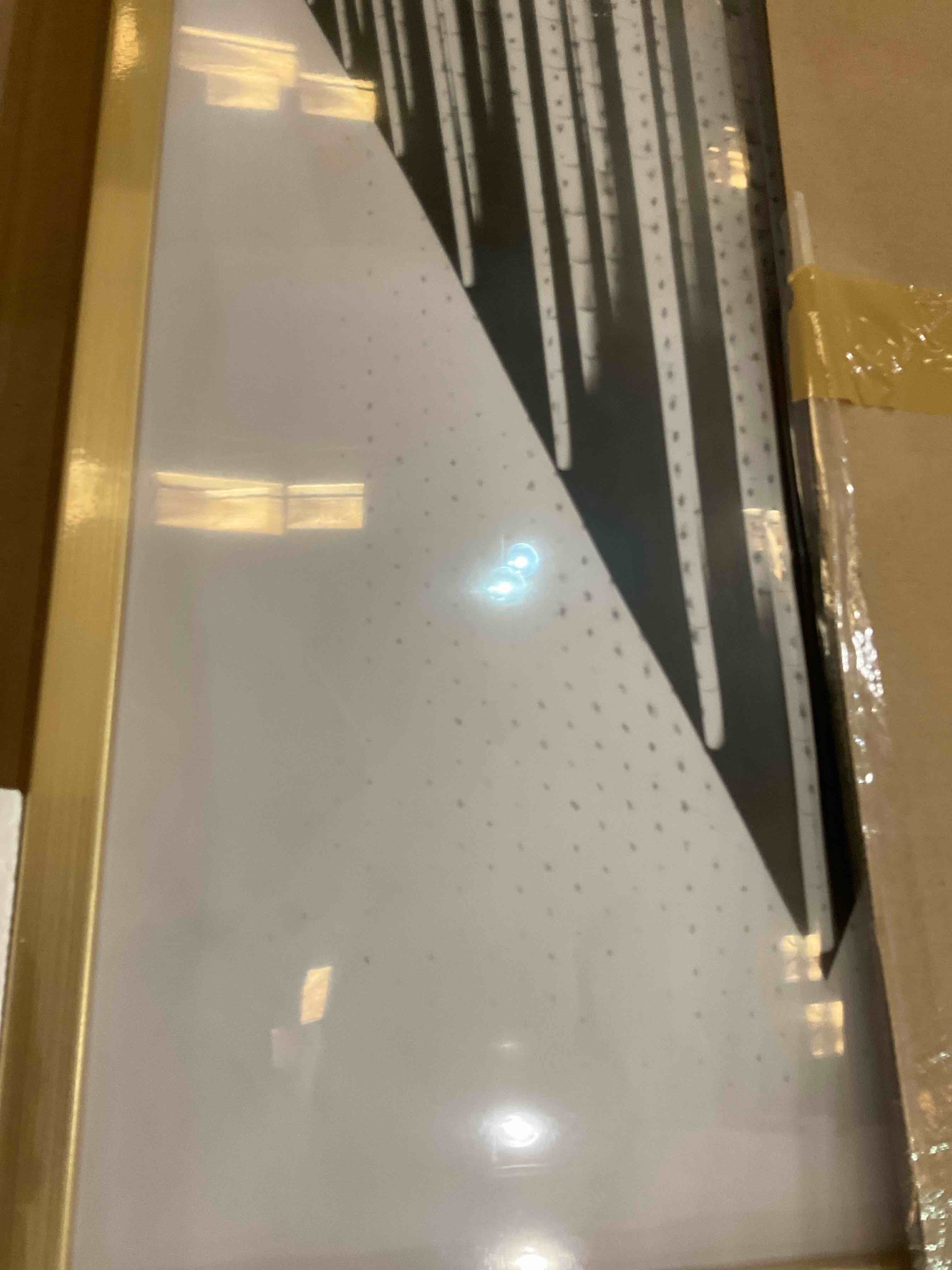 https://s3.amazonaws.com/lotting-images-prod/BargainHunt/EXS01143456_1708544592982.jpeg